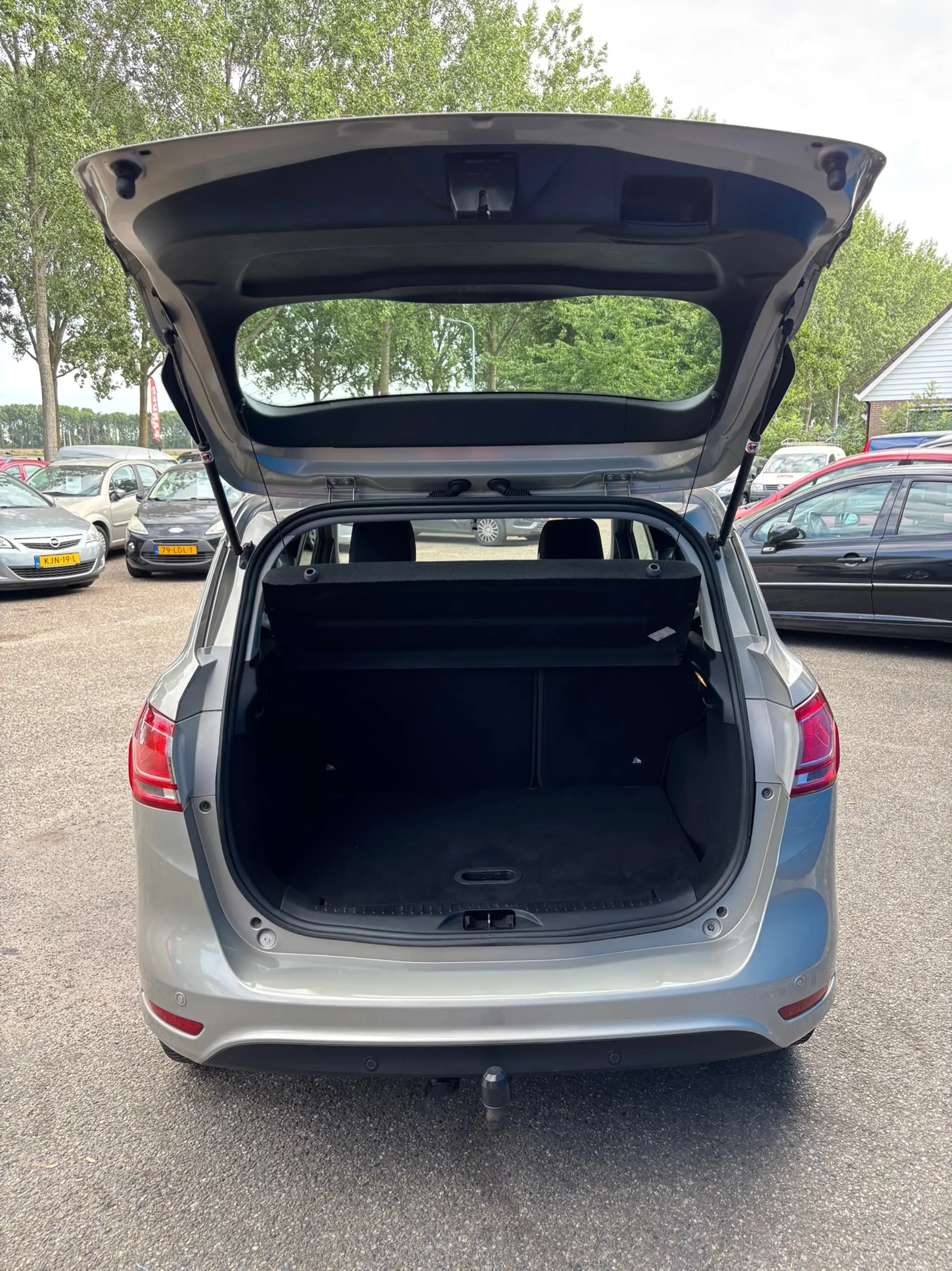 Ford B-Max 1.6 TI-VCT Titanium — photo 12
