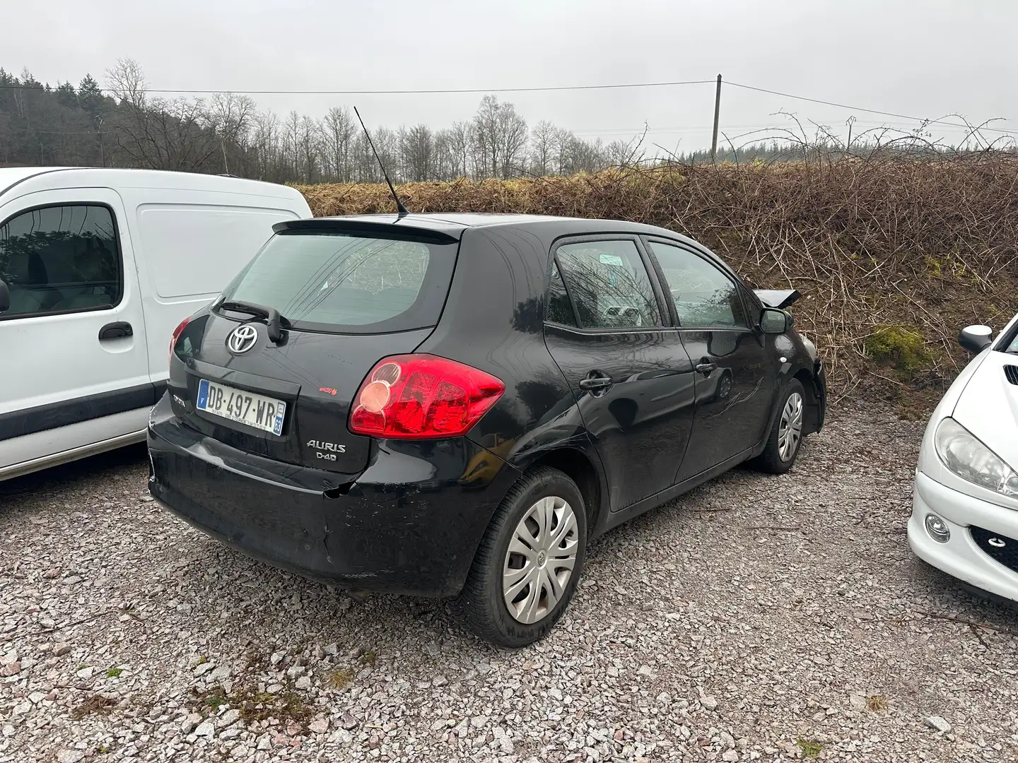 Toyota Auris Auris 132 VVT-i Dynamic Pack GPS Noir - 1