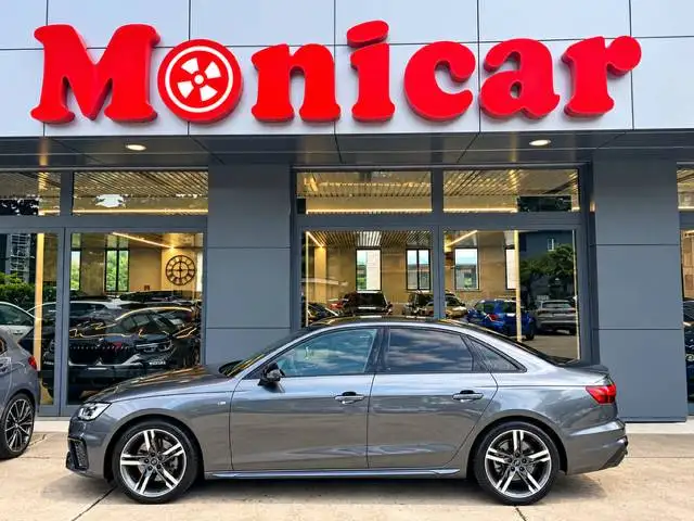 Audi A4 A4 2023 Berlina 35 2.0 tfsi mhev S line edition 150cv s-tronic