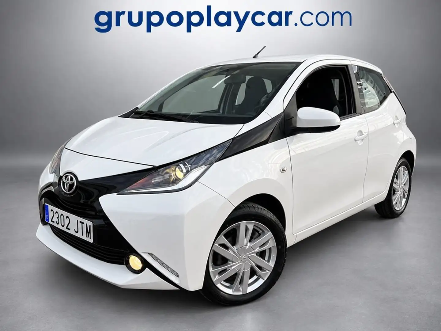 Toyota Aygo 1.0 70 x-play Blanco - 1