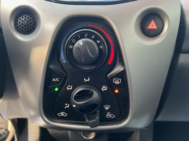 Toyota Aygo 2016, foto 17