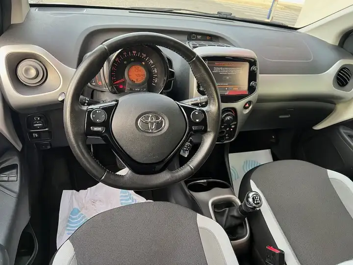 Toyota Aygo 2016, foto 9