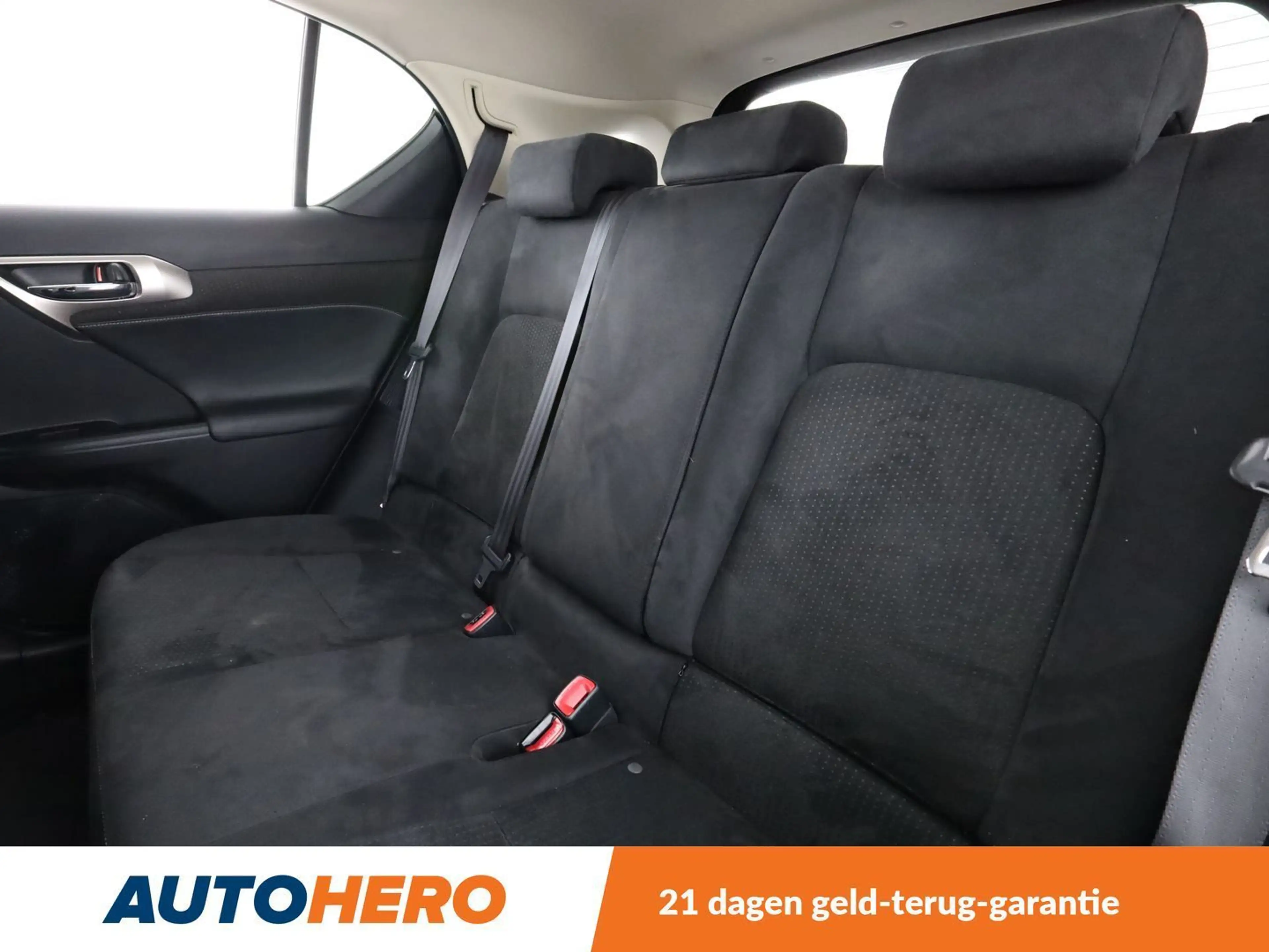 Lexus CT 200h CT 200h Limited Edition — photo 14