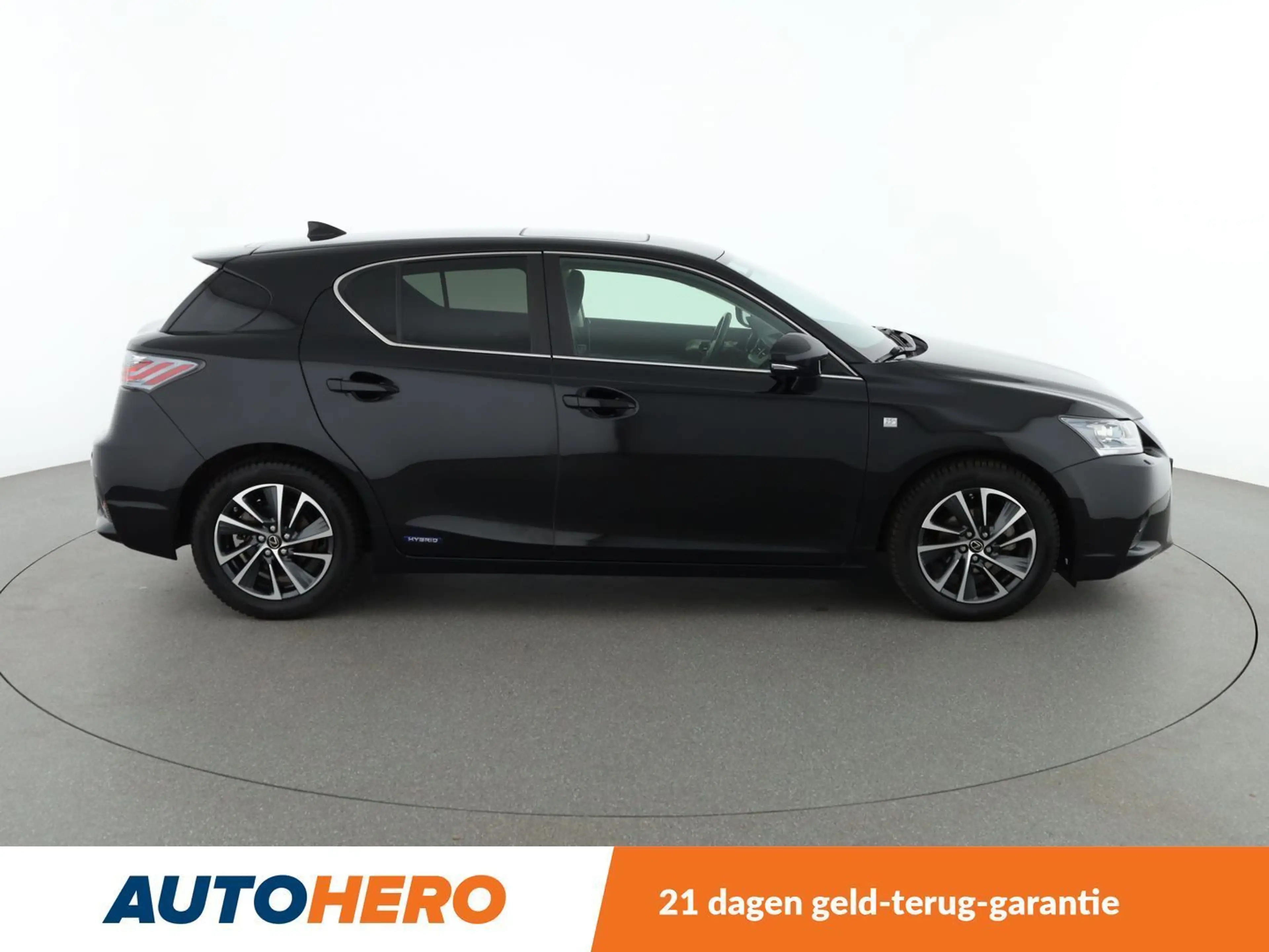 Lexus CT 200h CT 200h Limited Edition — photo 7