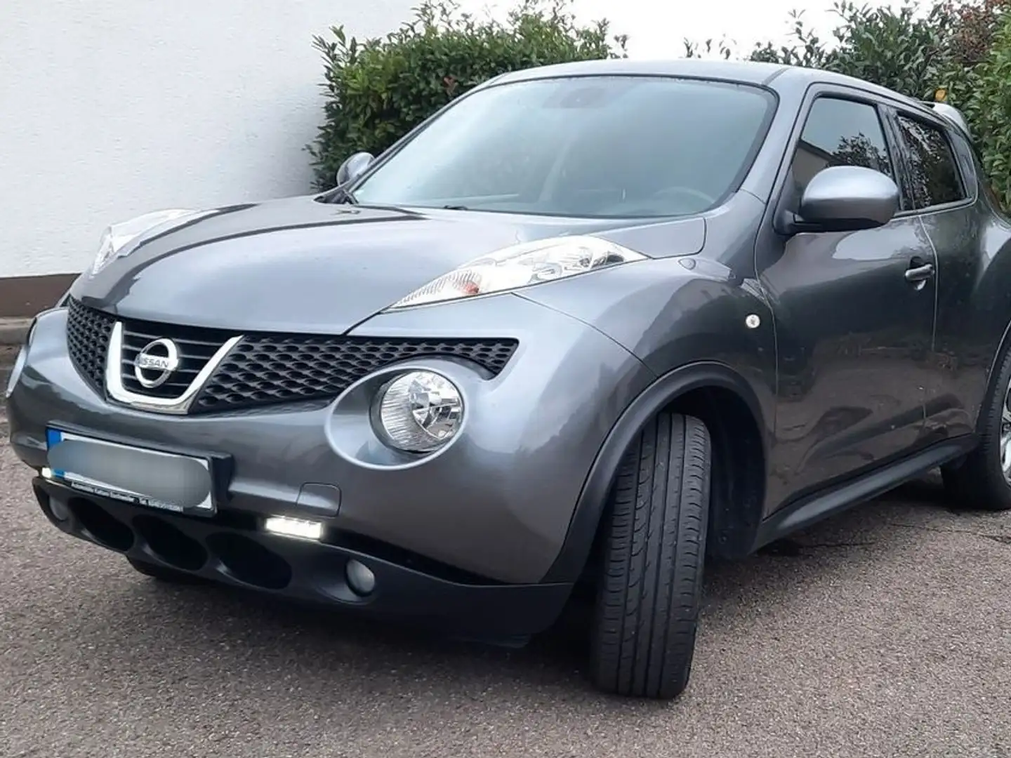Nissan Juke Navi, Sitzh., 8fach bereift Grau - 1