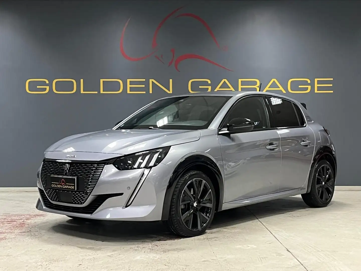 Peugeot 208 1.2 Puretech Gt-line 131 cv Grau - 1