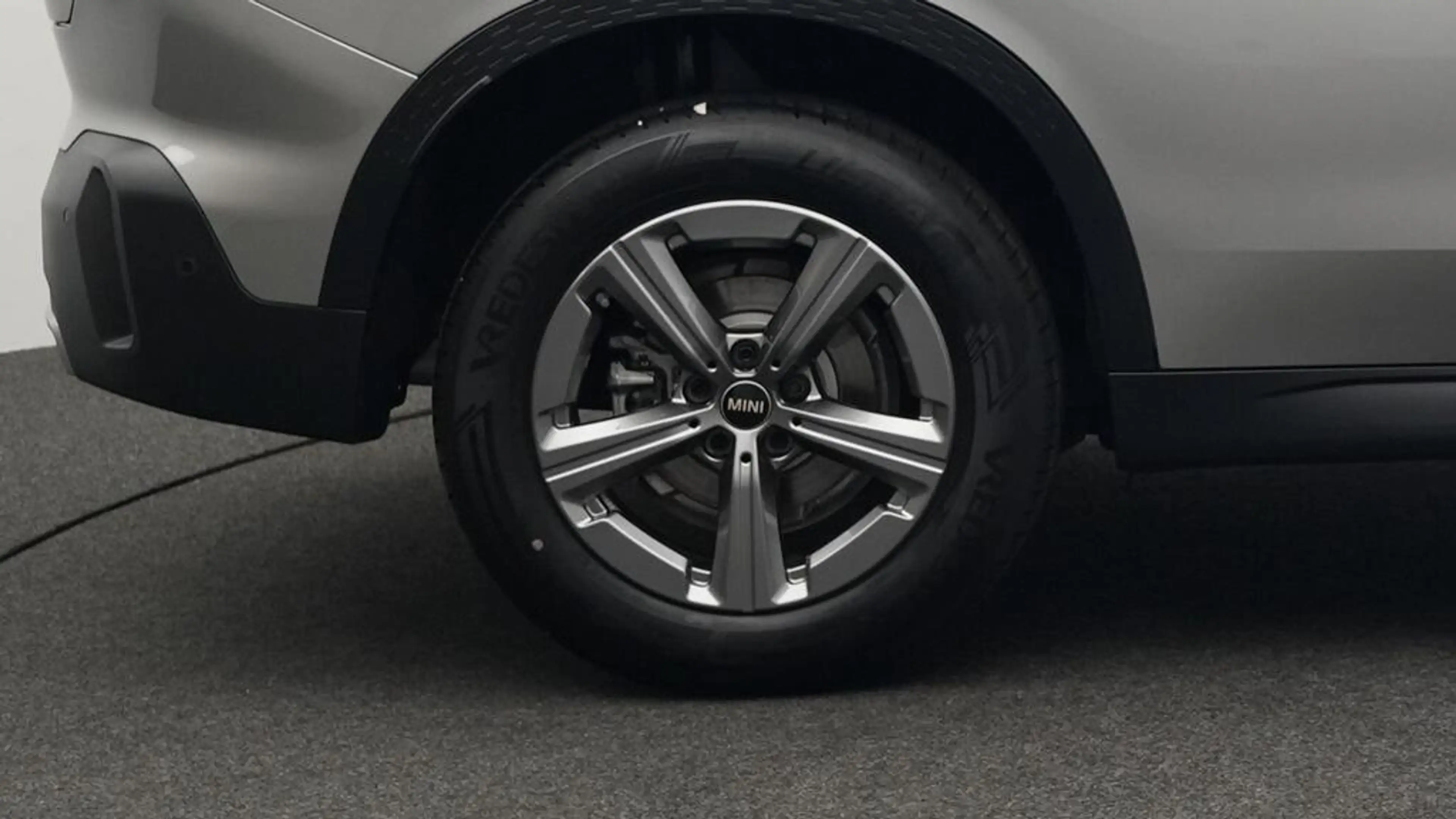 MINI Countryman C Classic Trim — photo 11