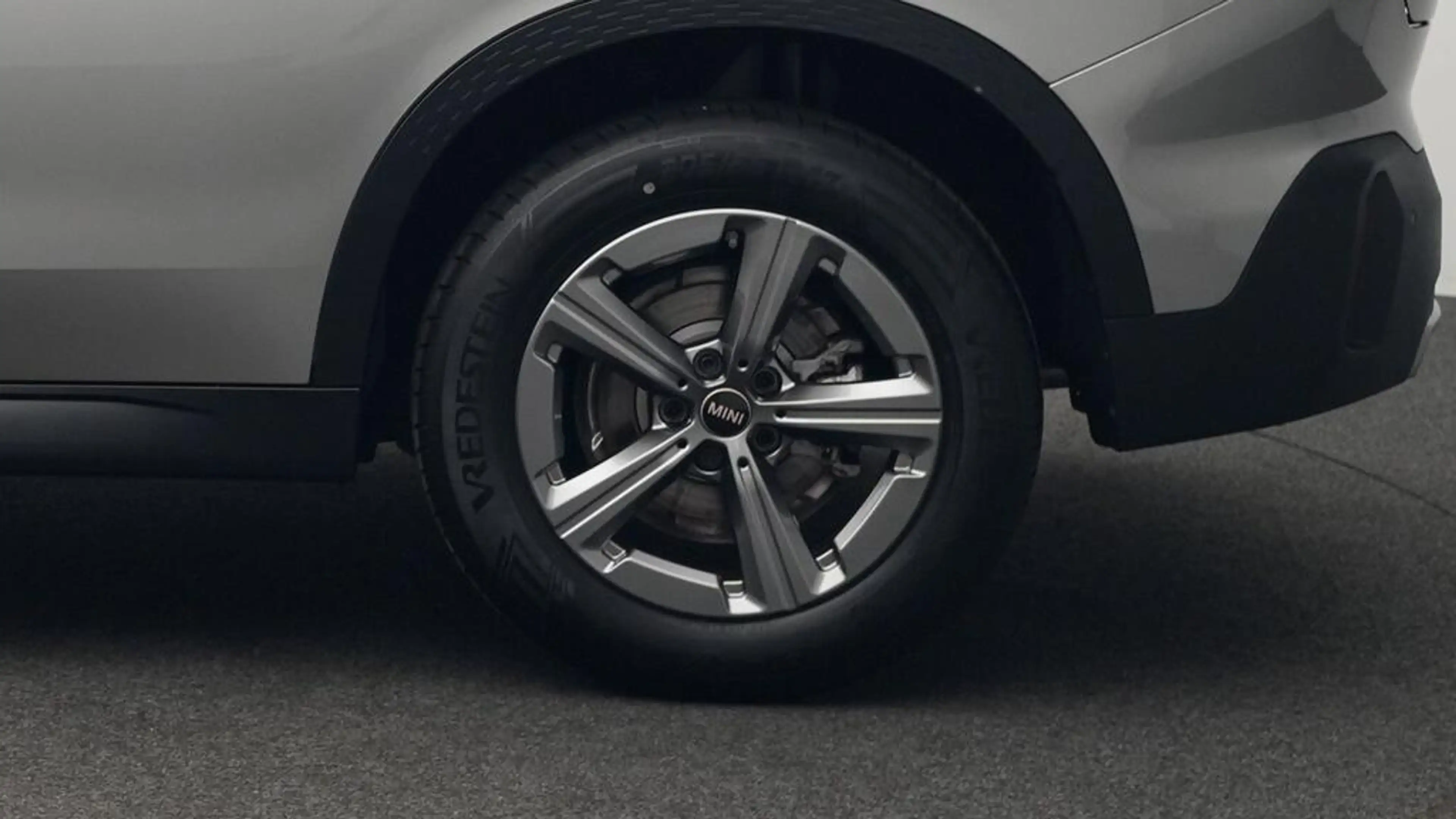 MINI Countryman C Classic Trim — photo 10