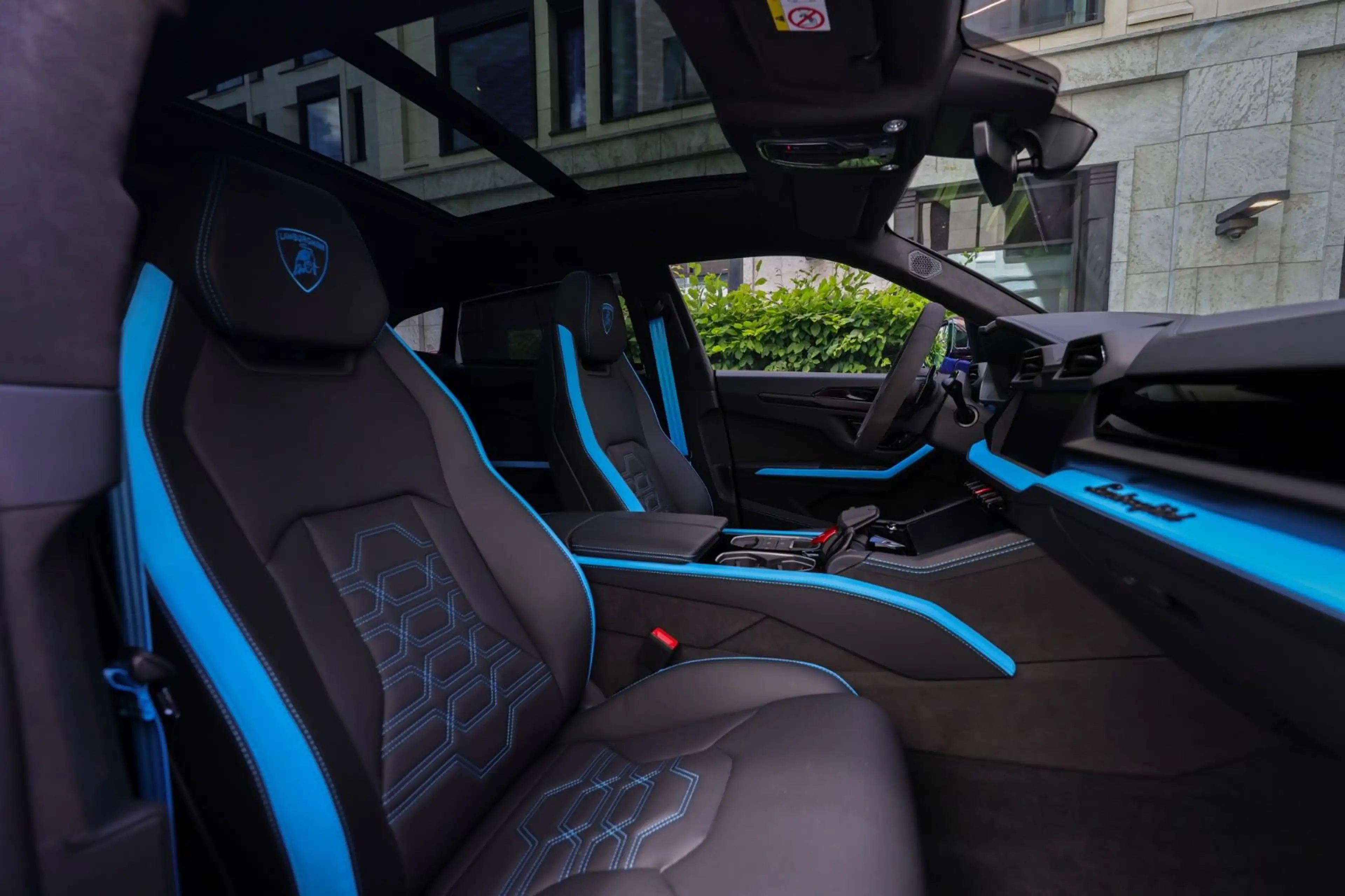 Lamborghini Urus SE | TOPCAR R Evo Limited Edition | 1 of 13 — photo 9