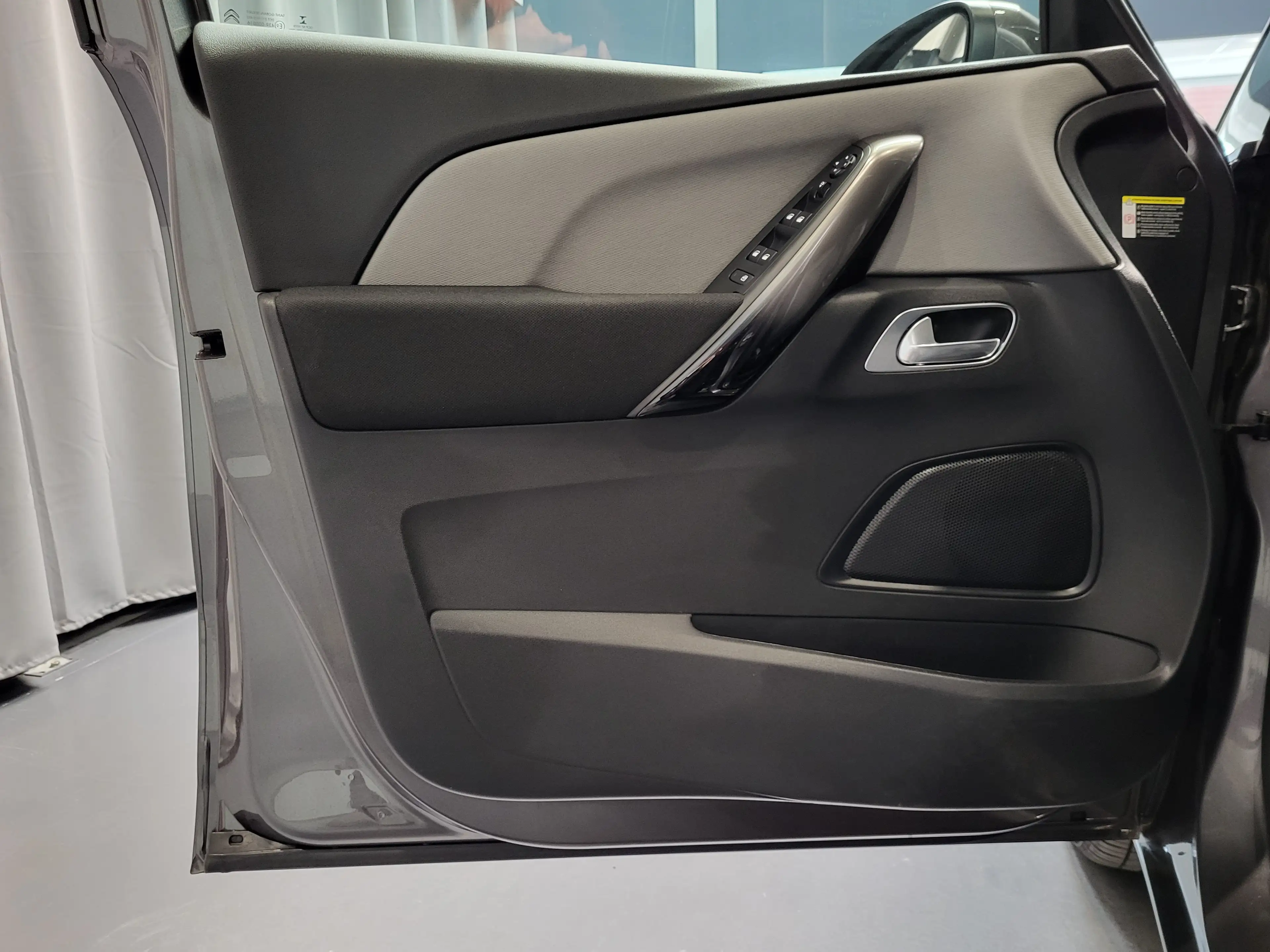 Citroen Grand C4 SpaceTourer 2.0 Blue-HDI Shine *Navi| Xenon| AHK* — photo 15