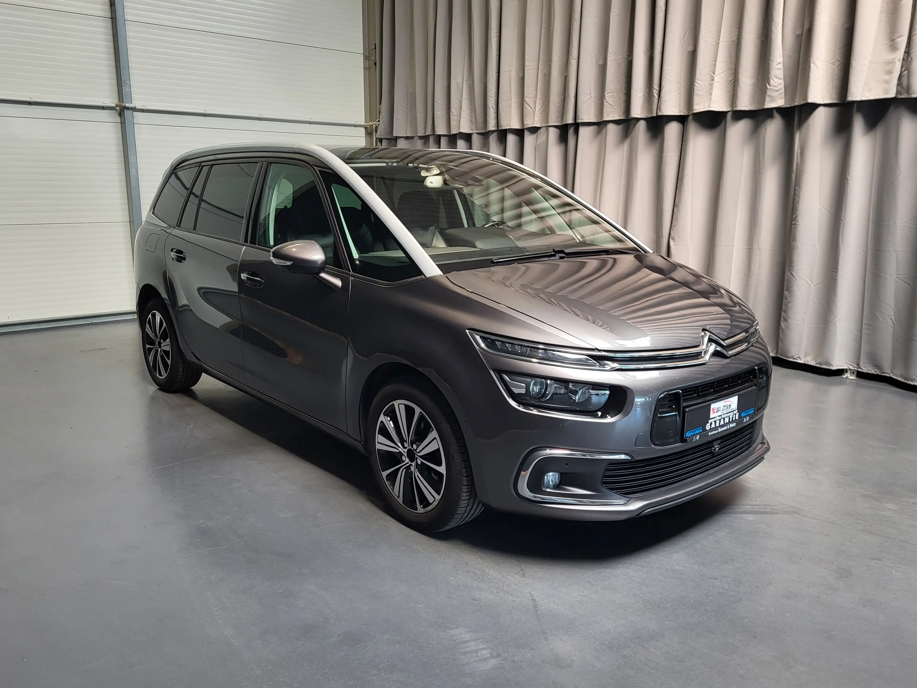 Citroen Grand C4 SpaceTourer 2.0 Blue-HDI Shine *Navi| Xenon| AHK* — photo 3