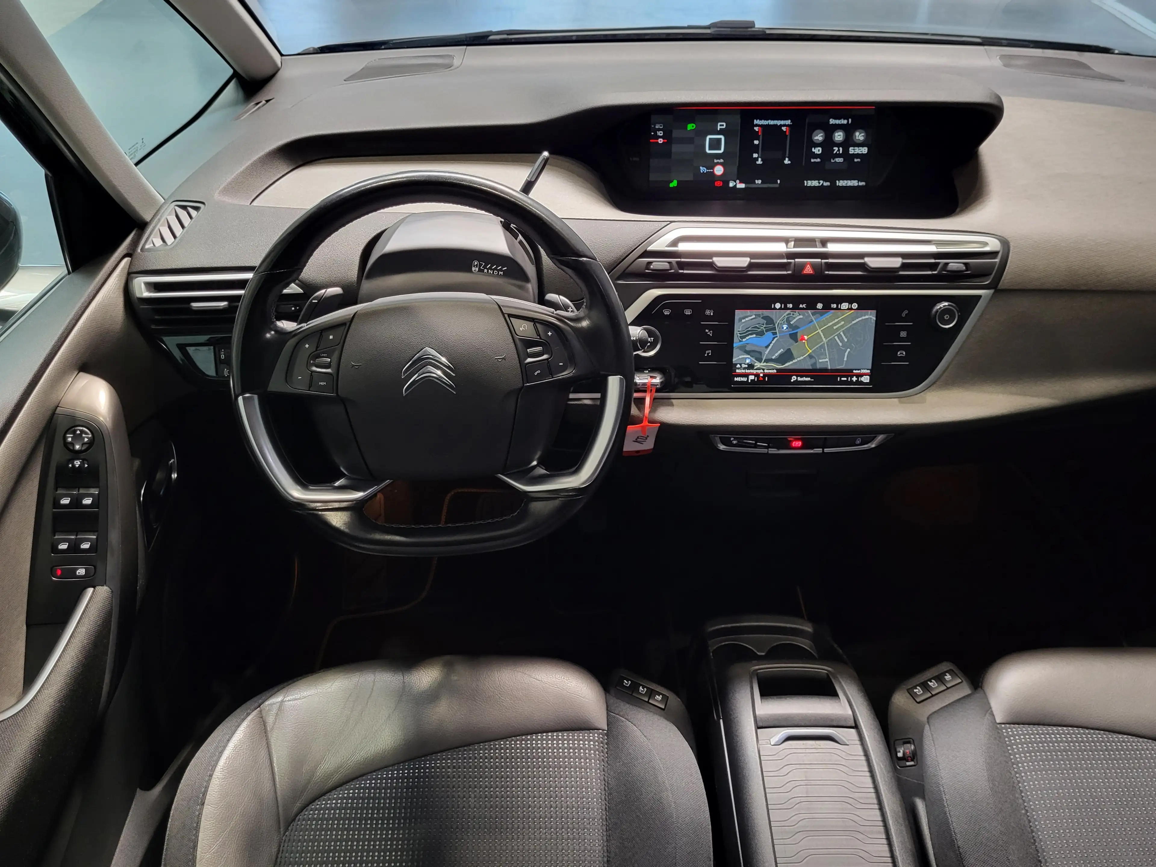Citroen Grand C4 SpaceTourer 2.0 Blue-HDI Shine *Navi| Xenon| AHK* — photo 13