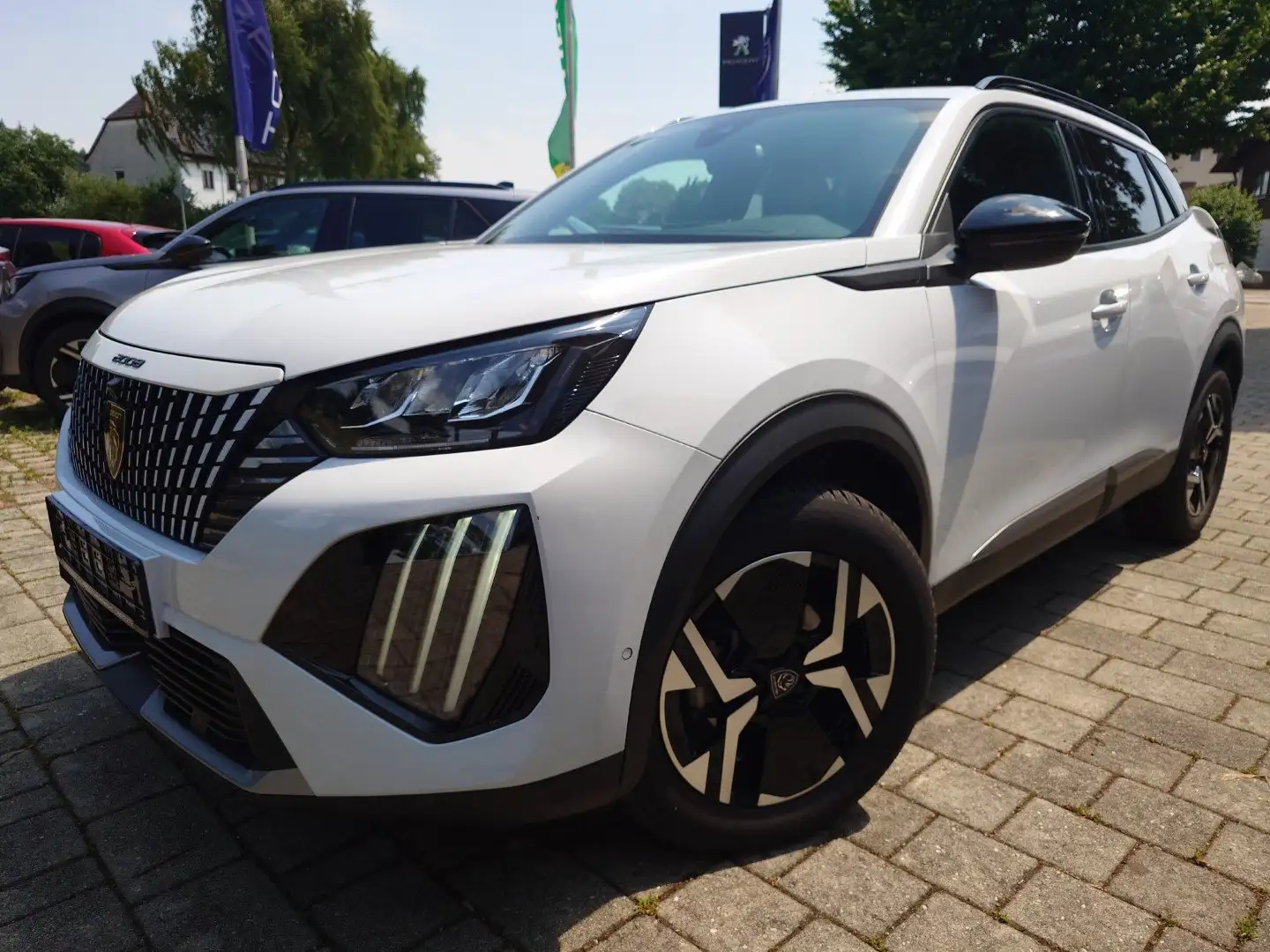 Peugeot 2008 Allure PureTech 130 EAT8 *360°Kam*SHZ*GJR* - 1
