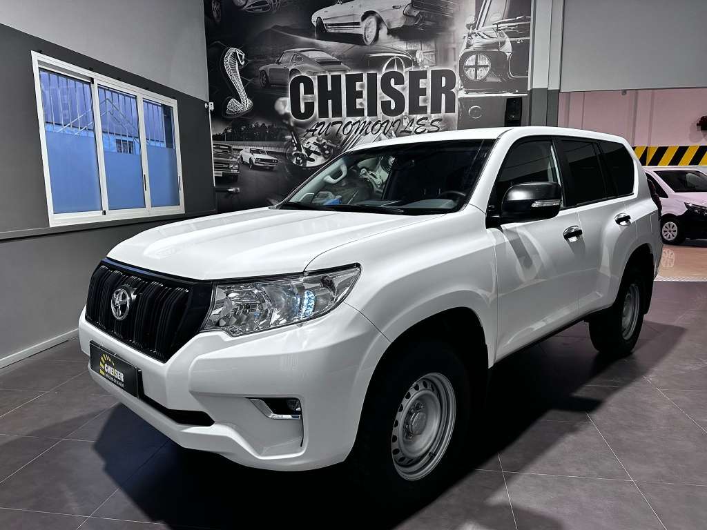 Toyota Land Cruiser D-4D GX - foto 1