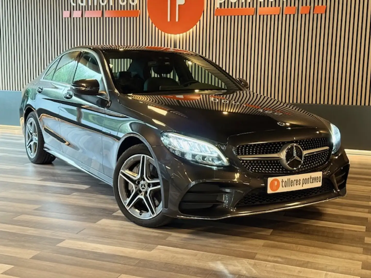 Mercedes-Benz C 300 de 9G-Tronic Schwarz - 2