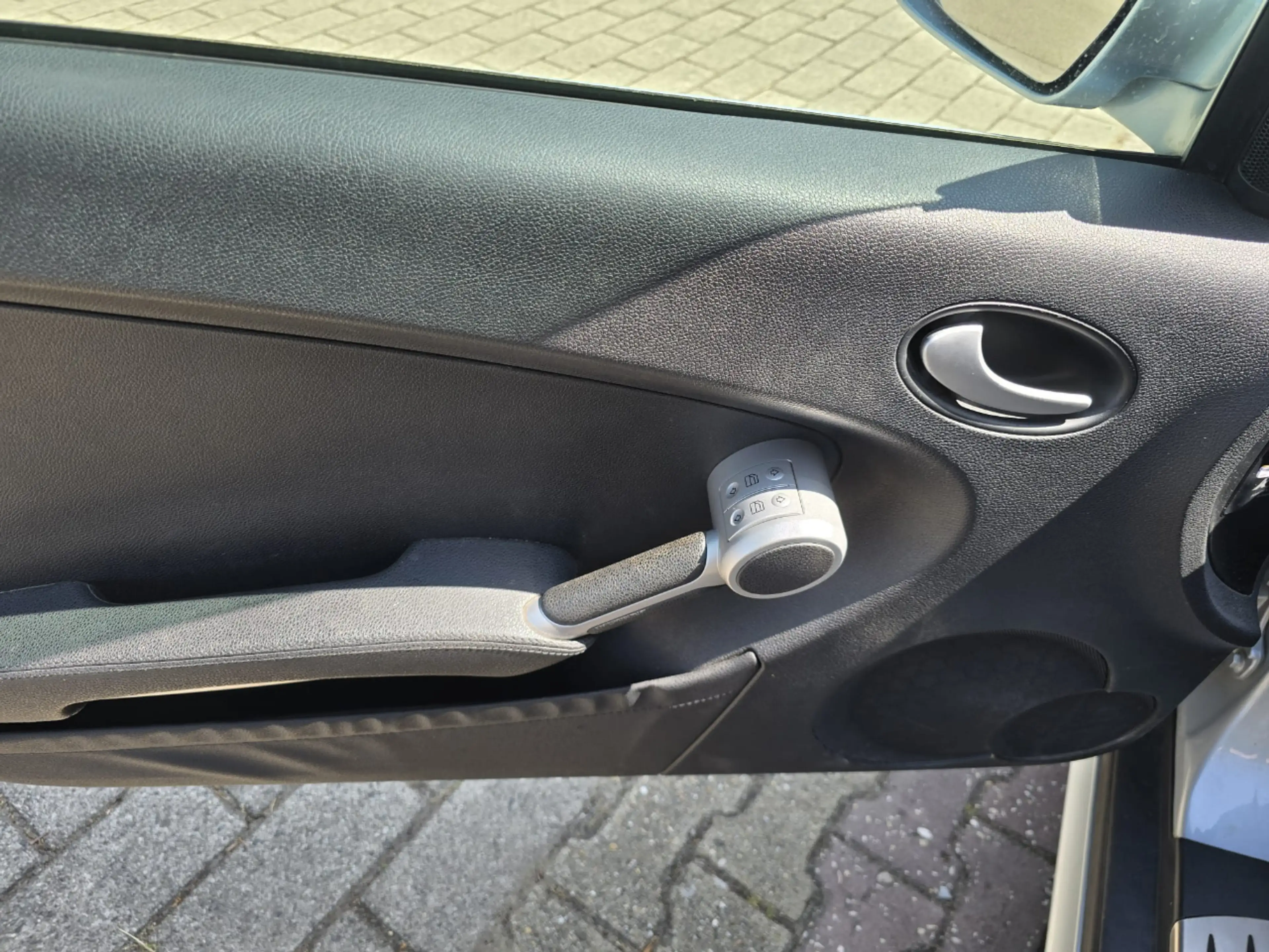 Mercedes-Benz SLK 280 — photo 14