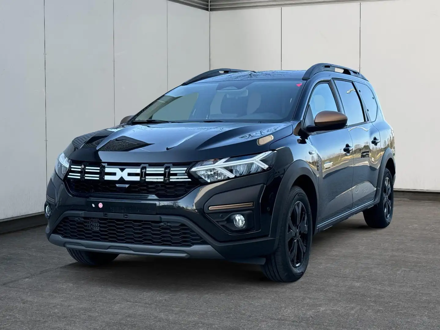 Dacia Jogger Extreme 7-SITZER+LED+SHZ+ALU+KAMERA+DAB 1.0 TCe... Negro - 1
