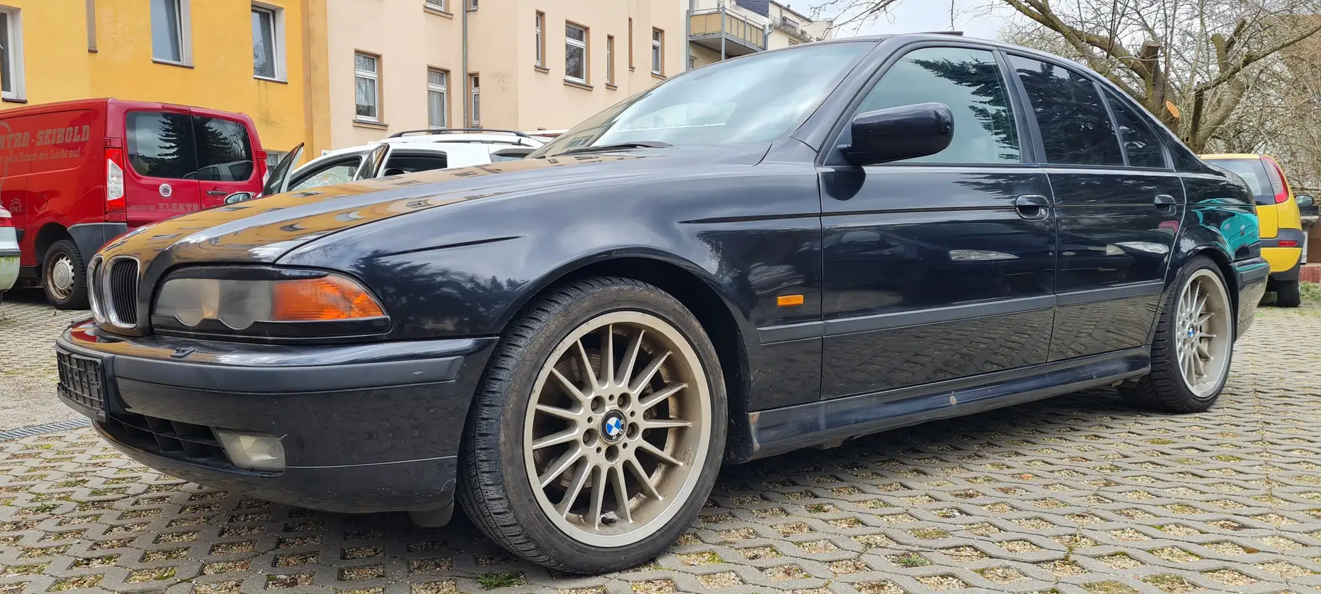 BMW 540 540i*Vollleder*210 Kw.*SD* Zwart - 1