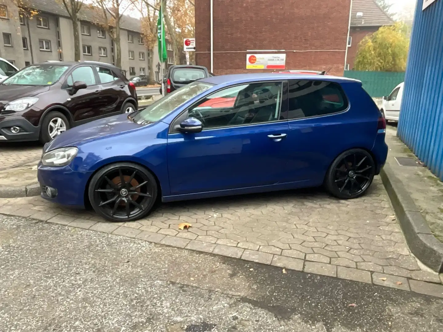 Volkswagen Golf VI Highline/AB 89€ im Monat Finanzieren Blau - 2