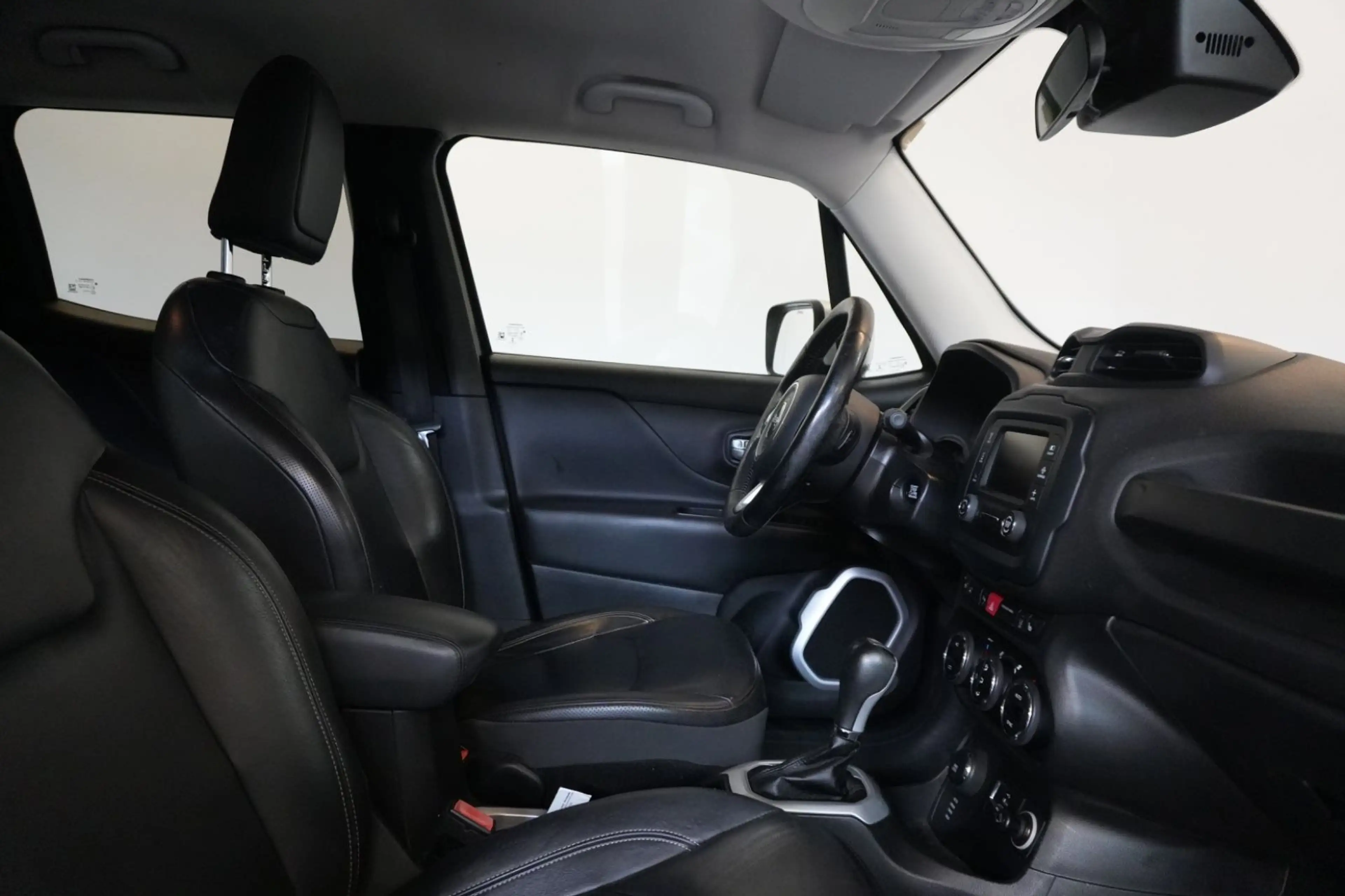 Jeep Renegade 1.4 Limited 4WD Leder el. Sitze — photo 15