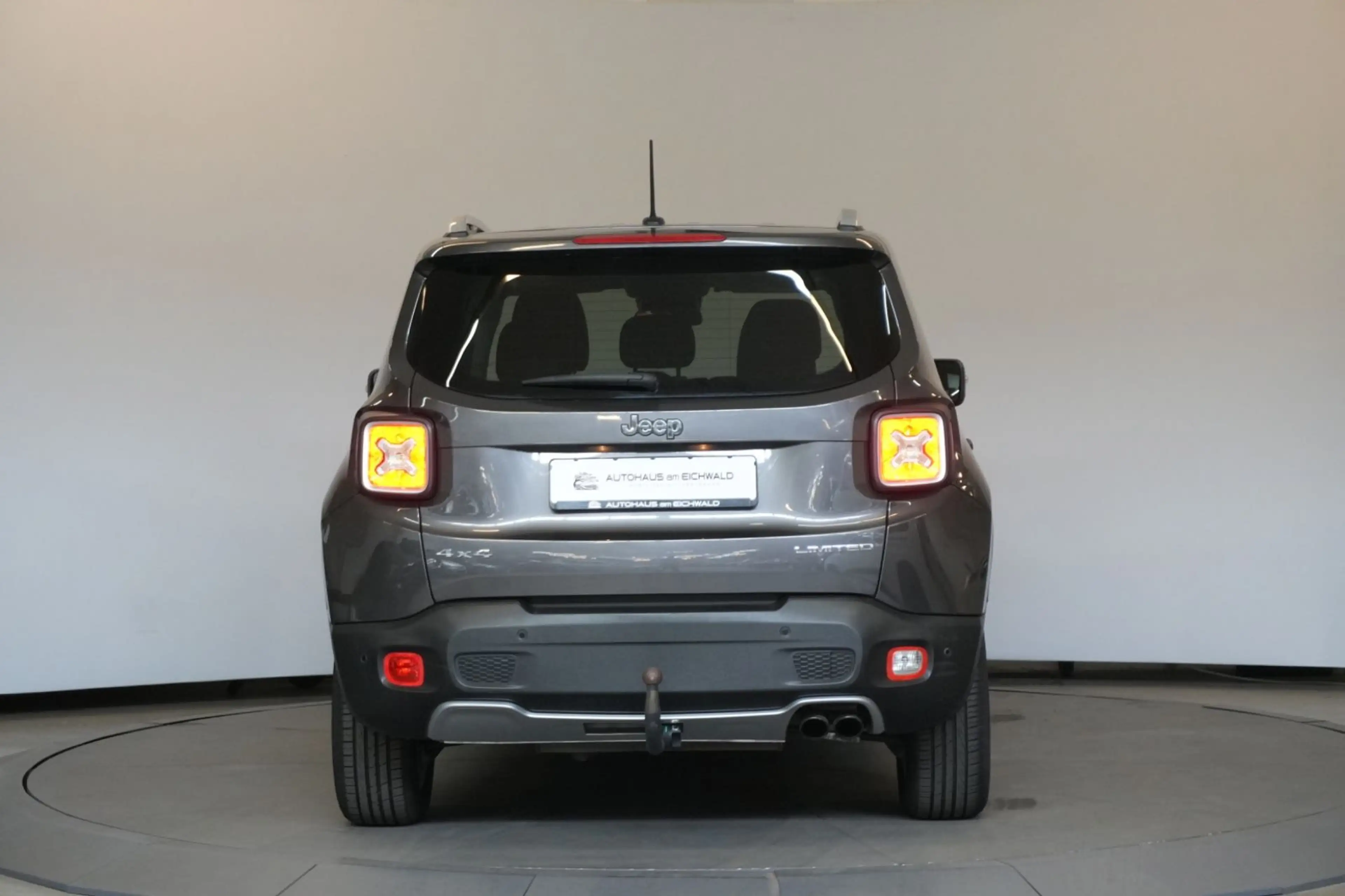 Jeep Renegade 1.4 Limited 4WD Leder el. Sitze — photo 4