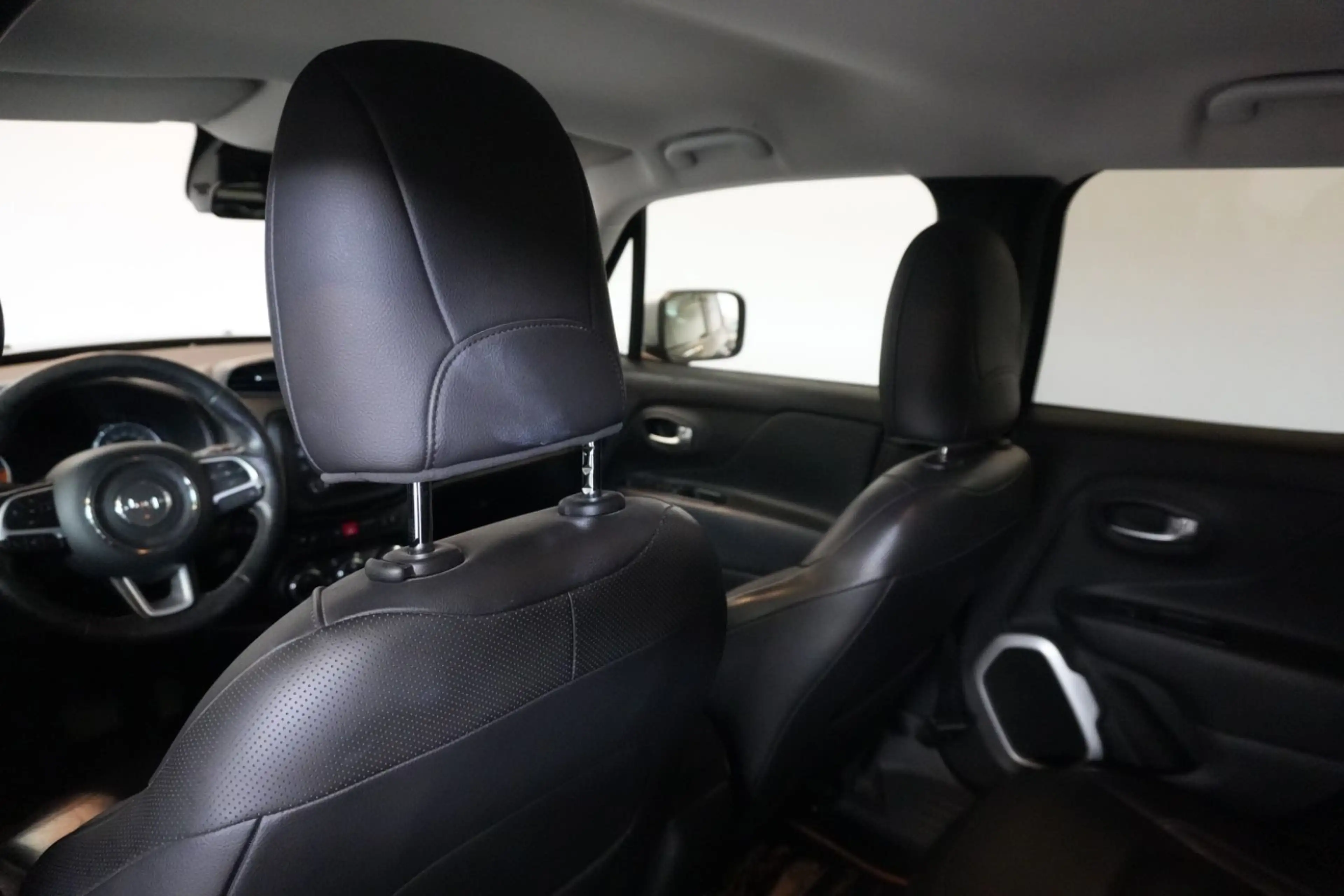 Jeep Renegade 1.4 Limited 4WD Leder el. Sitze — photo 14