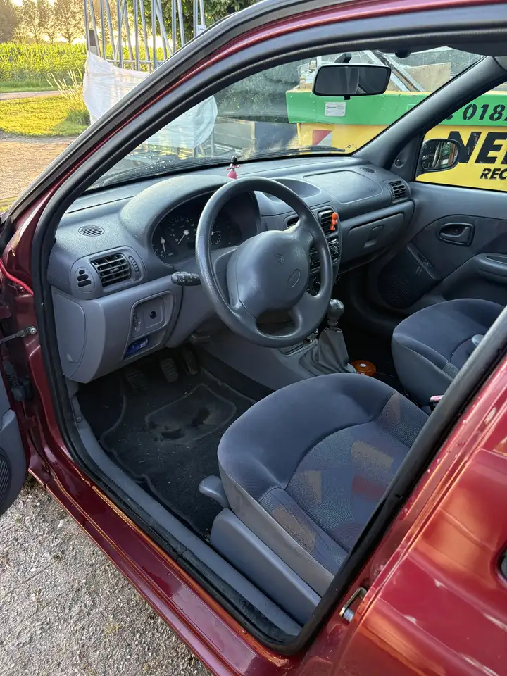 Renault Clio 1.4 RT, foto 4