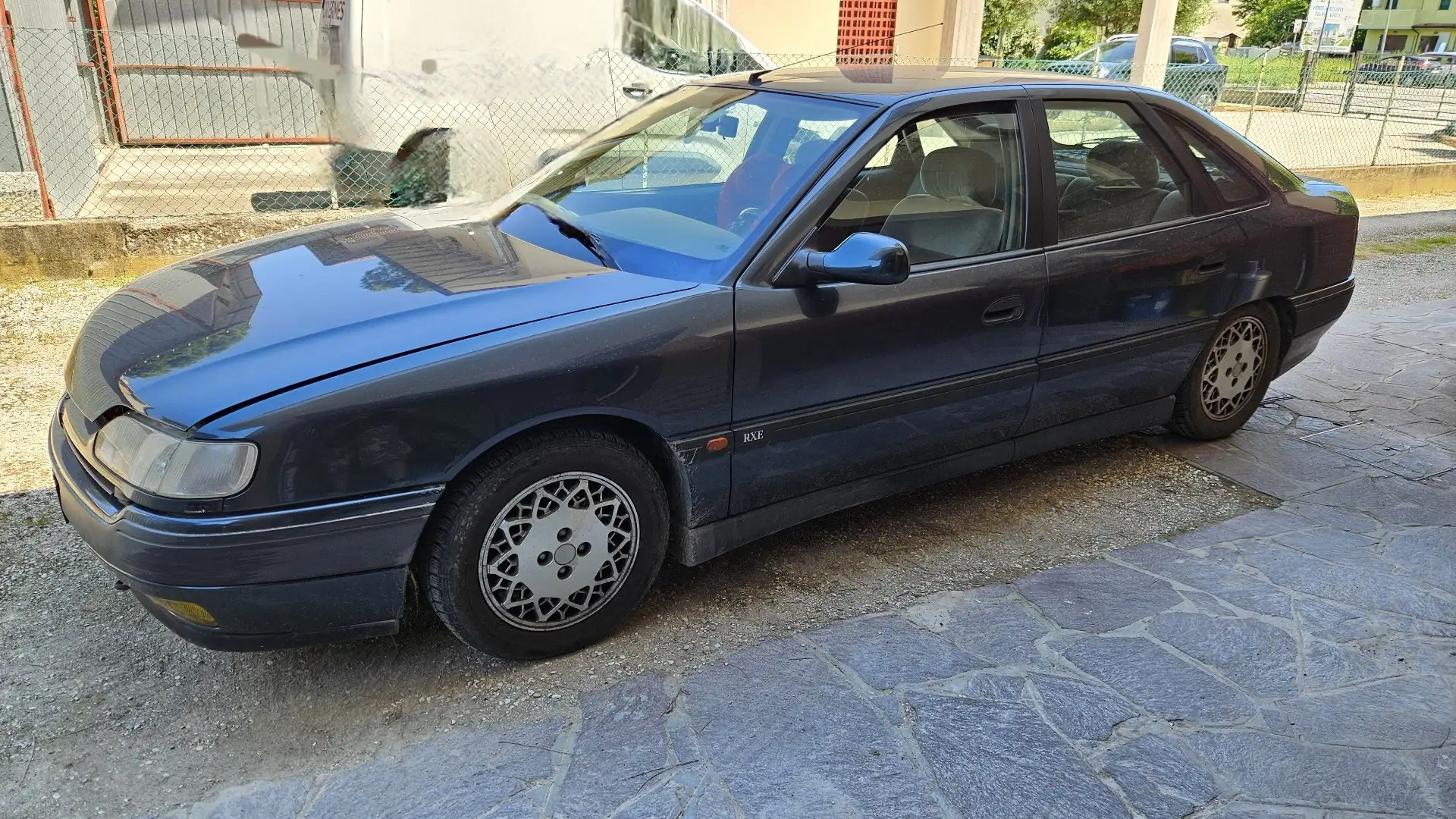 Renault Safrane 2.0 SI RXE - 1