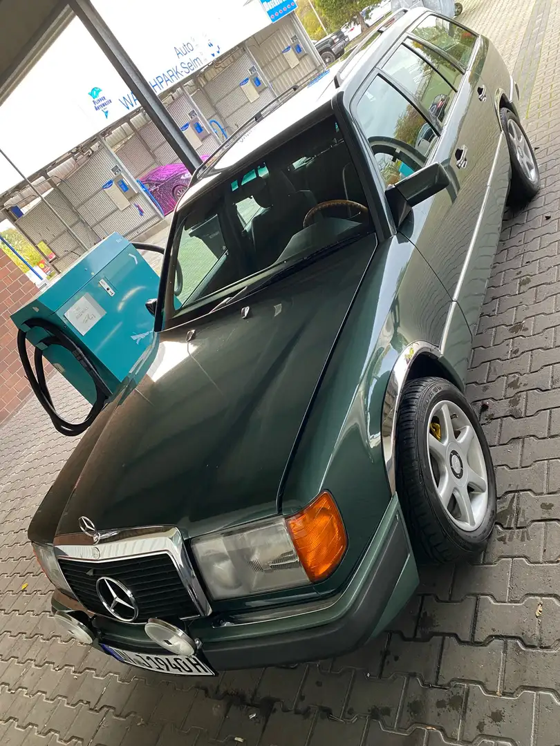 Mercedes-Benz E 300 TE  Liebhaberfahrzeug !!!  H-Zulassung Green - 1