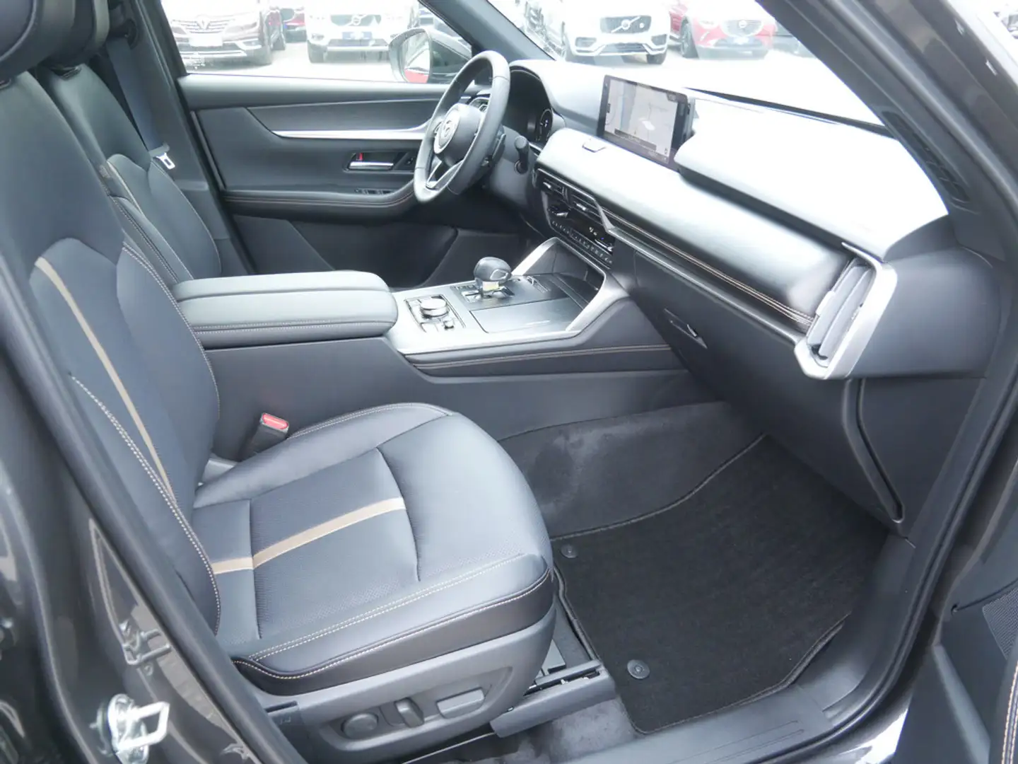 Mazda CX-80 e-SKYACTIV PHEV 327 BOSE LED PANO 360° Grau - 2