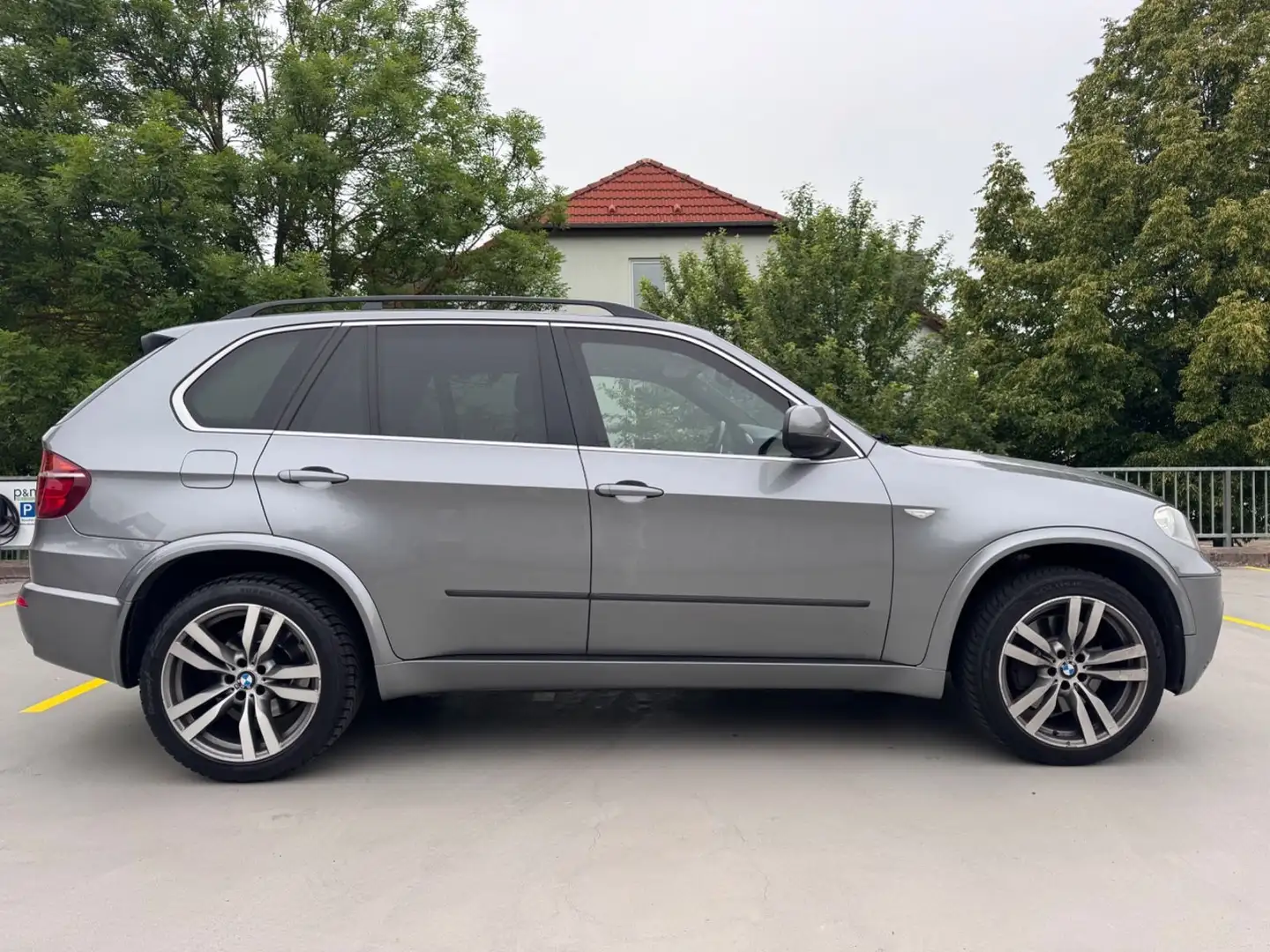 BMW X5 xDrive50i GEPANZERT SECURITY ARMOURED PANZER Сірий - 1