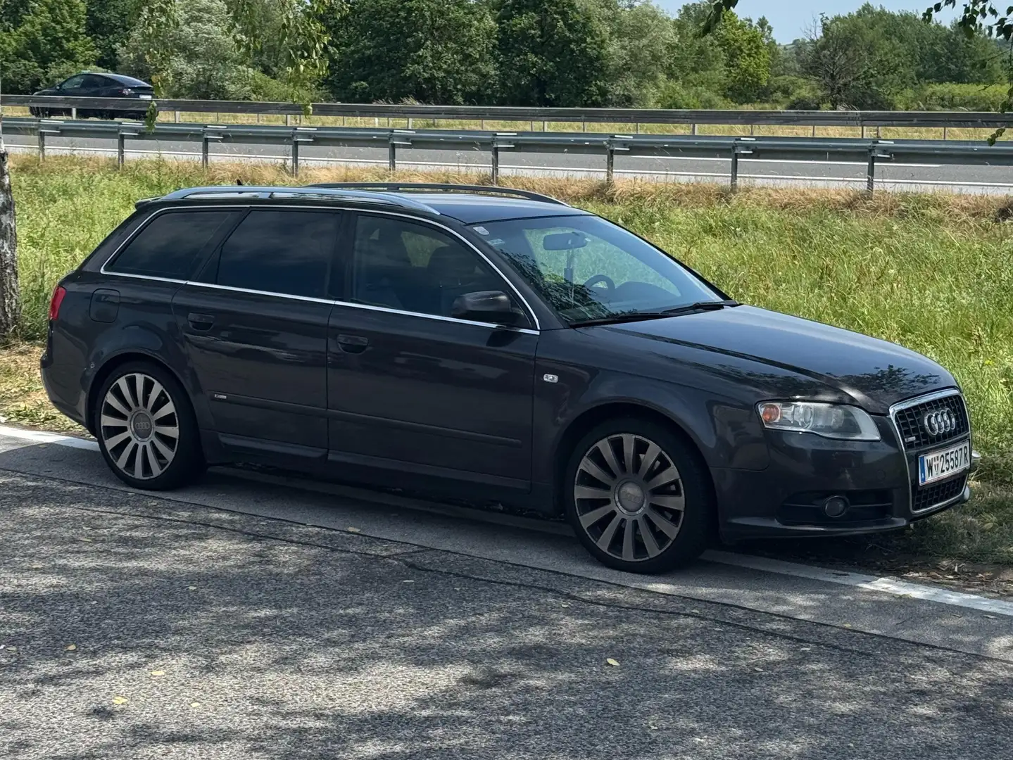 Audi A4 A4 Avant 3,0 TDI V6 quattro DPF Tiptronic Schwarz - 1