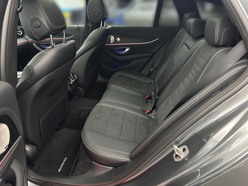 Mercedes-Benz E 300 d T-Modell 4Matic AMG+NIGHT+AHK+PANO+360° — photo 13