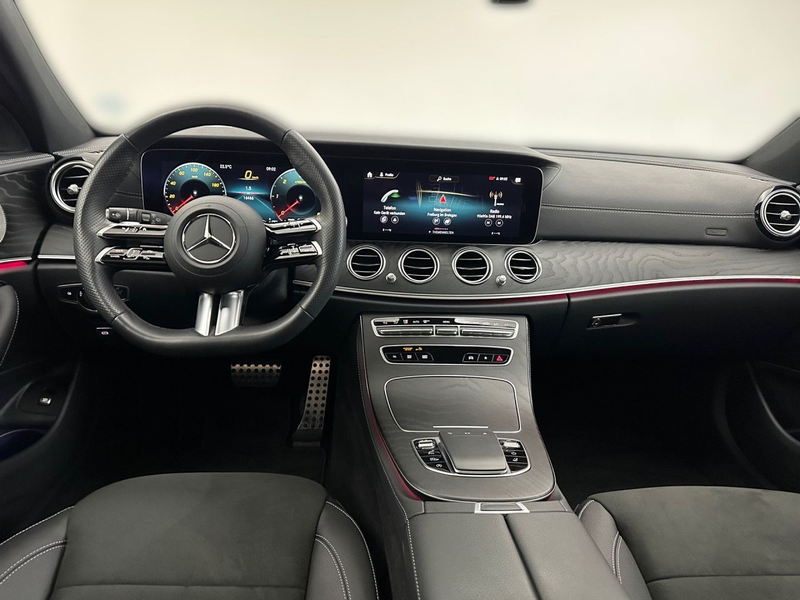 Mercedes-Benz E 300 d T-Modell 4Matic AMG+NIGHT+AHK+PANO+360° — photo 12