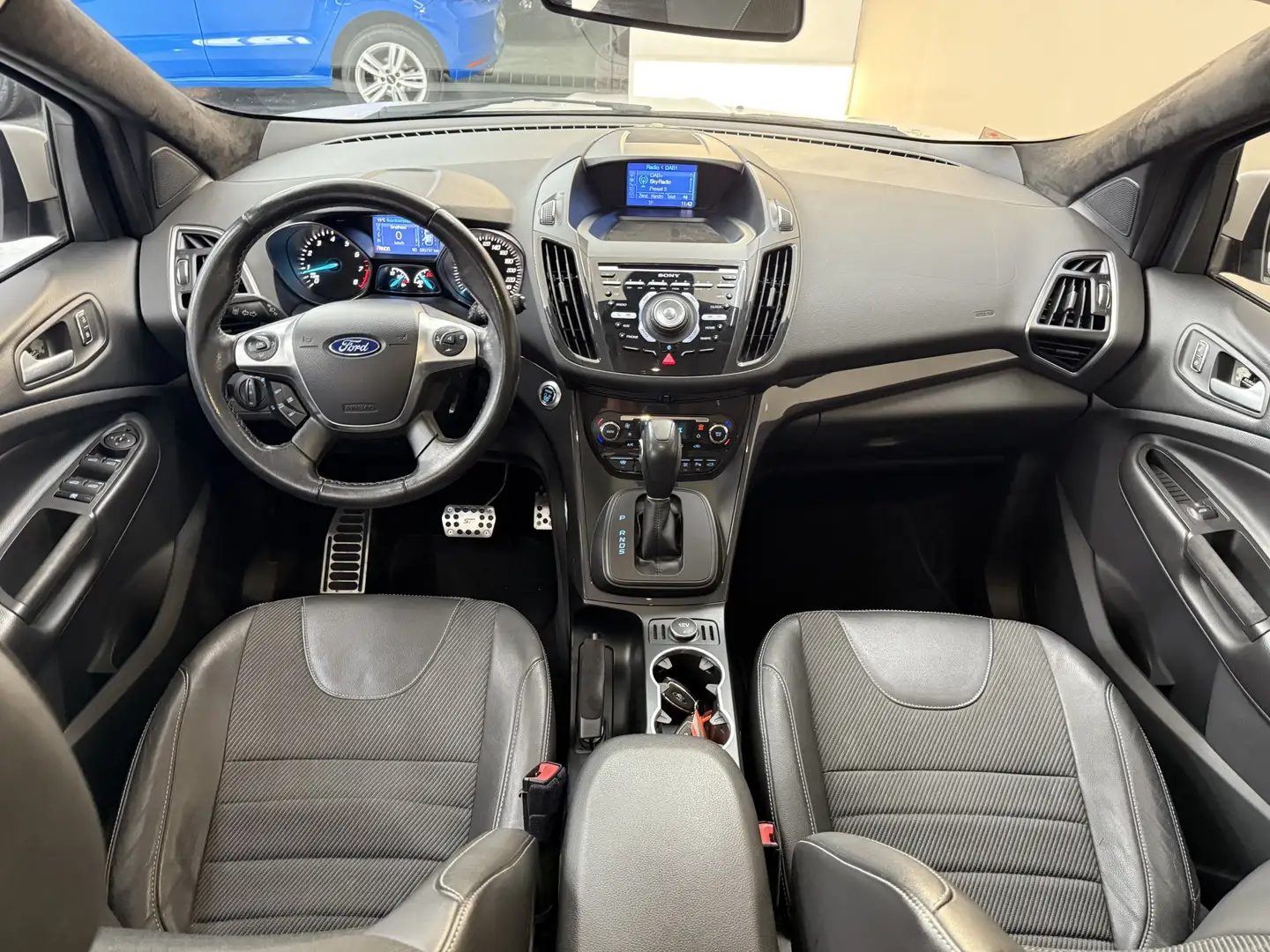 Ford Kuga 1.6 Titanium Plus 4WD, 183Pk, 2015, Liefhebbersaut Blanc - 2