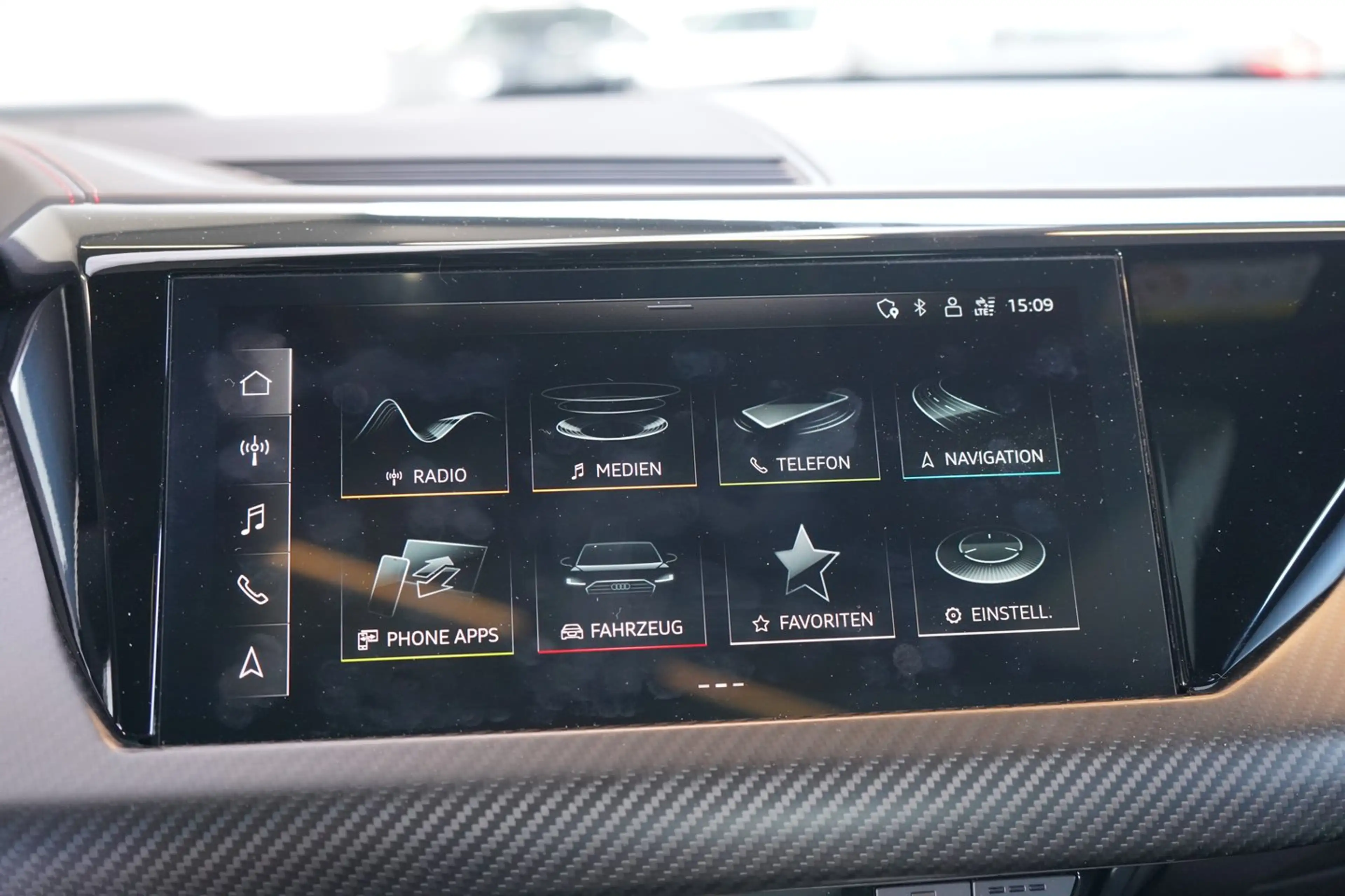 Audi RS e-tron GT — photo 11