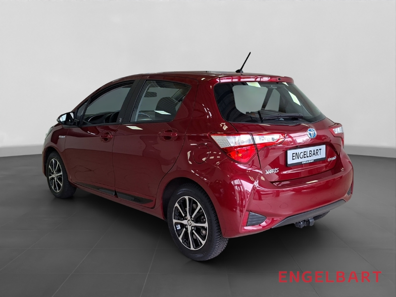 Toyota Yaris 1.5 Hybrid Team D AHK Allwetterreifen — photo 3
