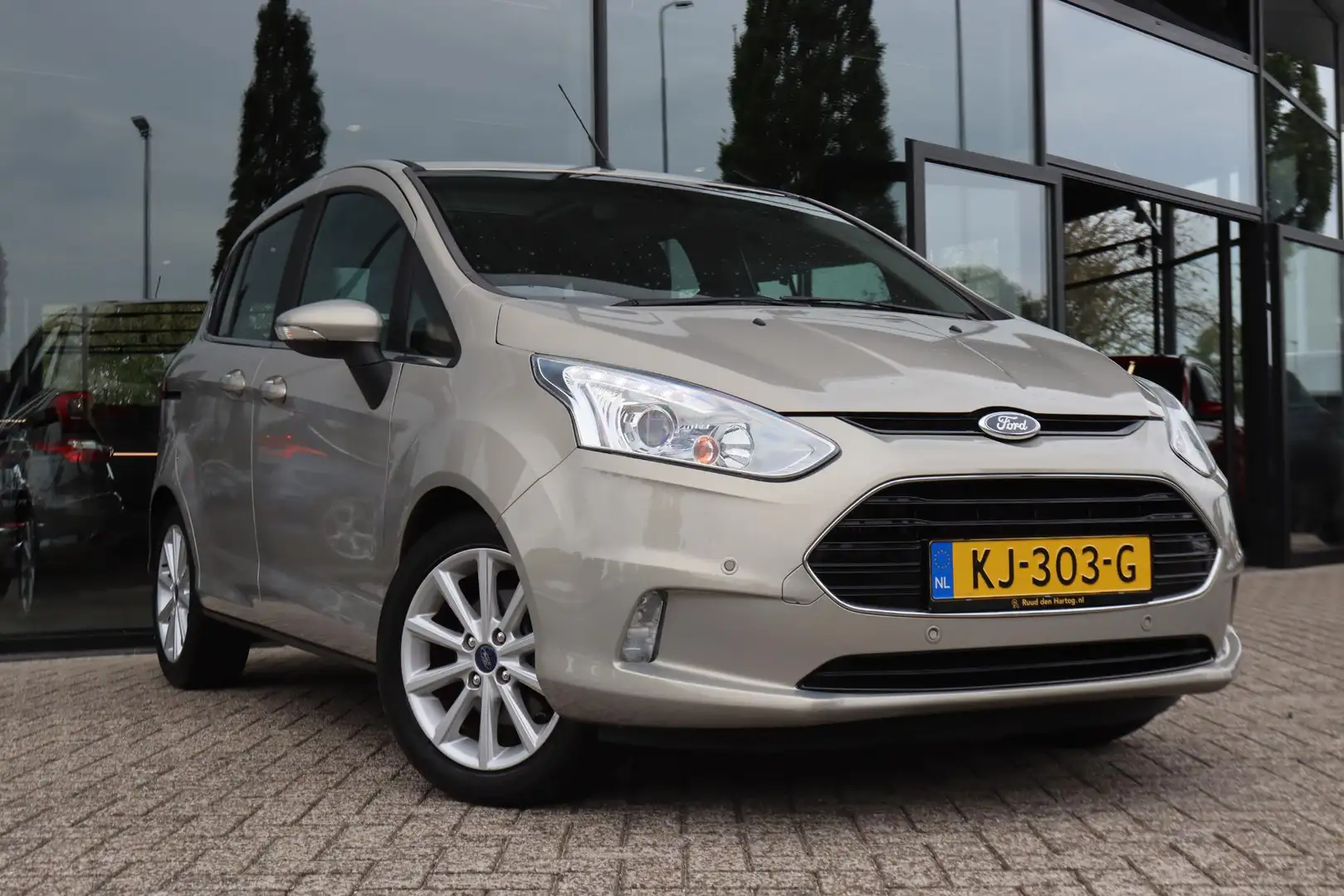 Ford B-Max 1.0 ECOBOOST TITANIUM | PANO | CRUISE | CLIMATE | Grigio - 2