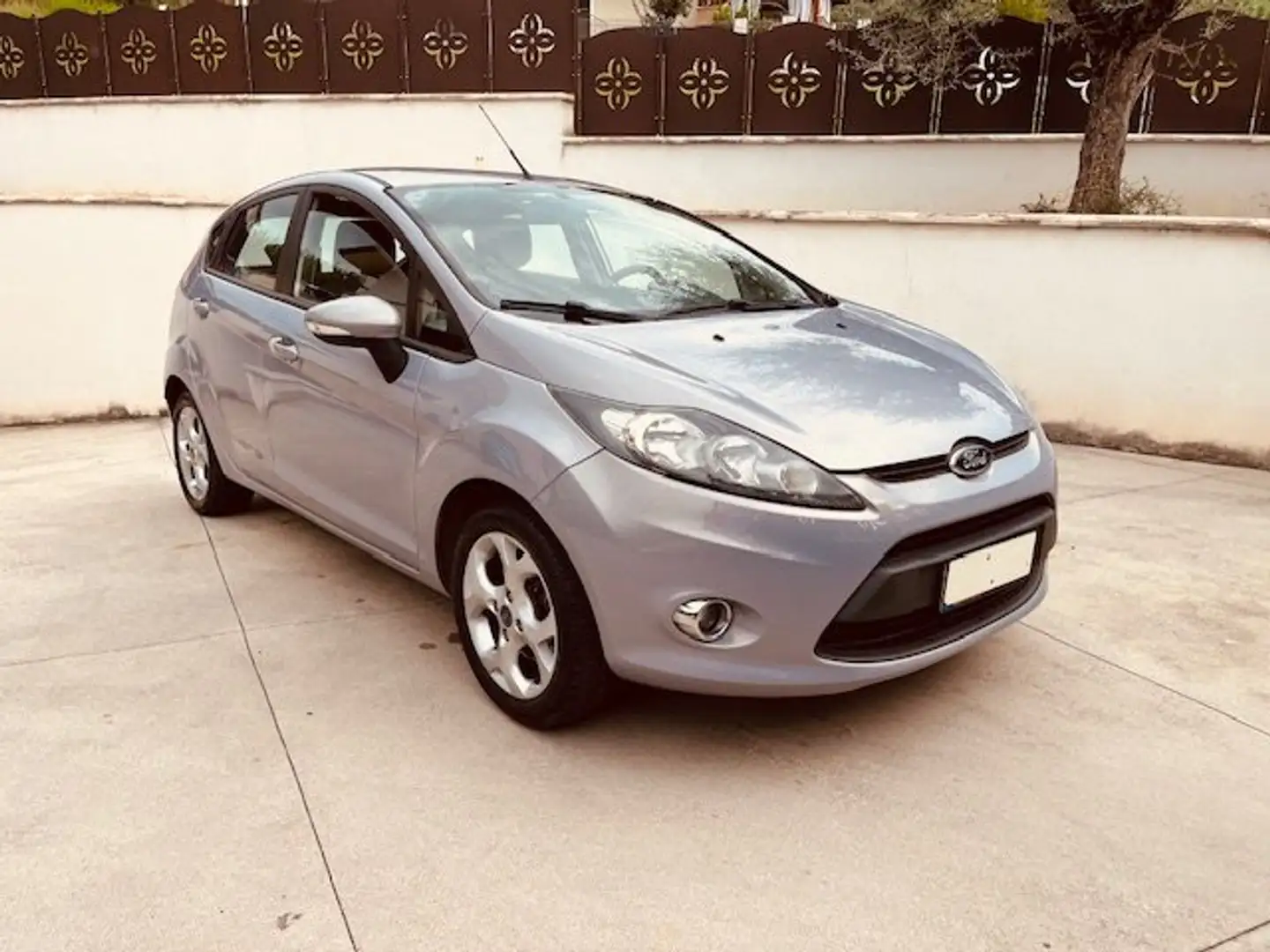 Ford Fiesta 5 PORTE 1.4 16 V GPL SCADENZA 2032 Gris - 2