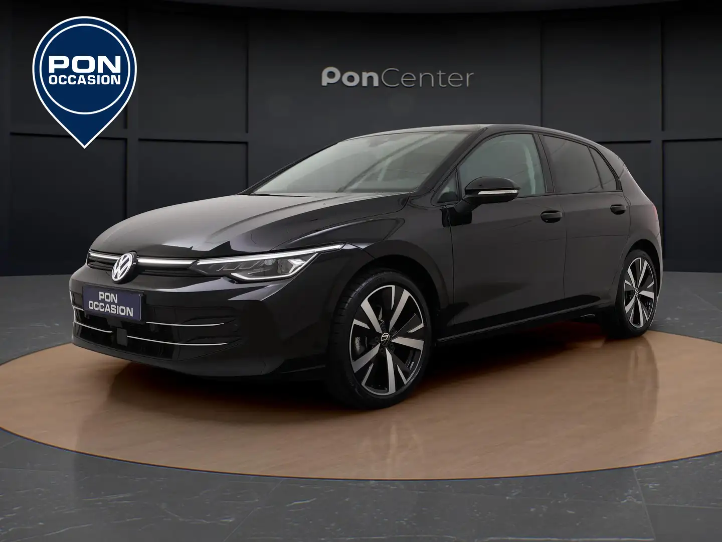 Volkswagen Golf 1.5 eTSI 150PK Life DSG | Navi | Camera | Side Ass Zwart - 1