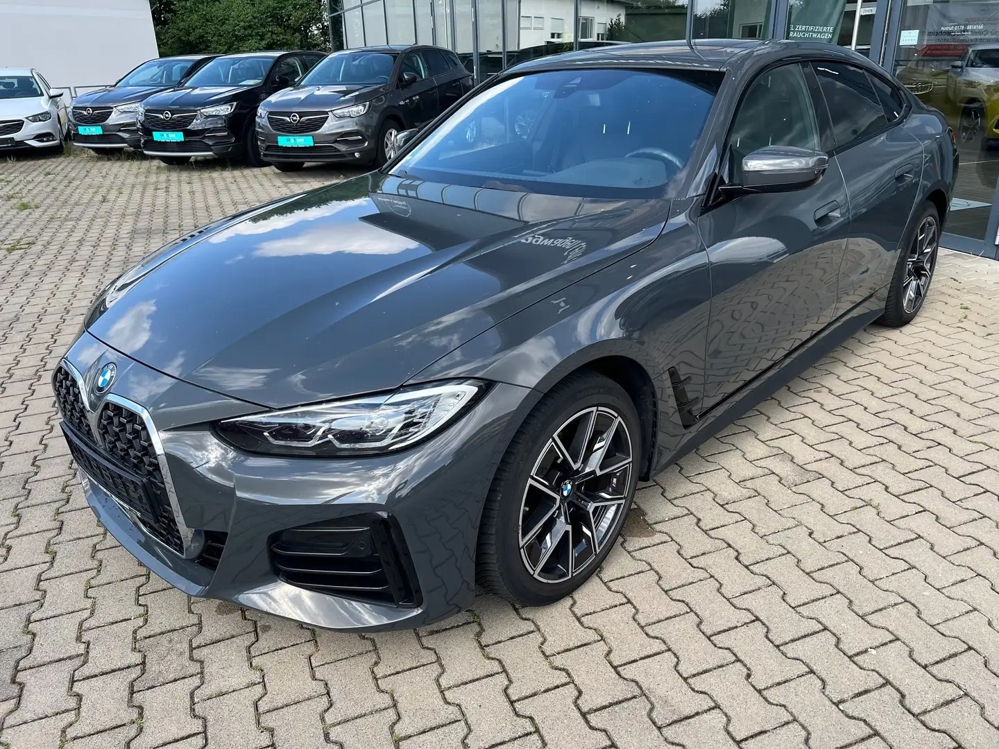 BMW 420 420 d M Sport + Leder + Schiebedach + Kamera +1.HD Šedá - 2
