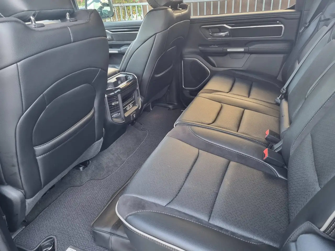 Dodge RAM 2023 — фото 14