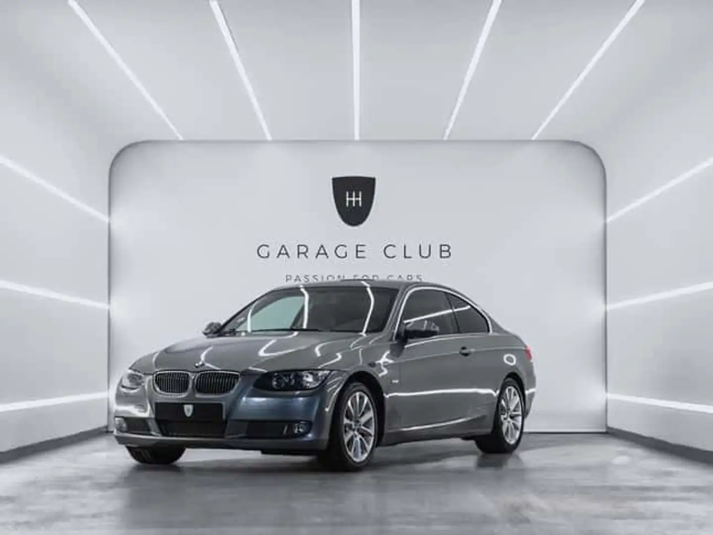 BMW 335 335xi Coupé - 1