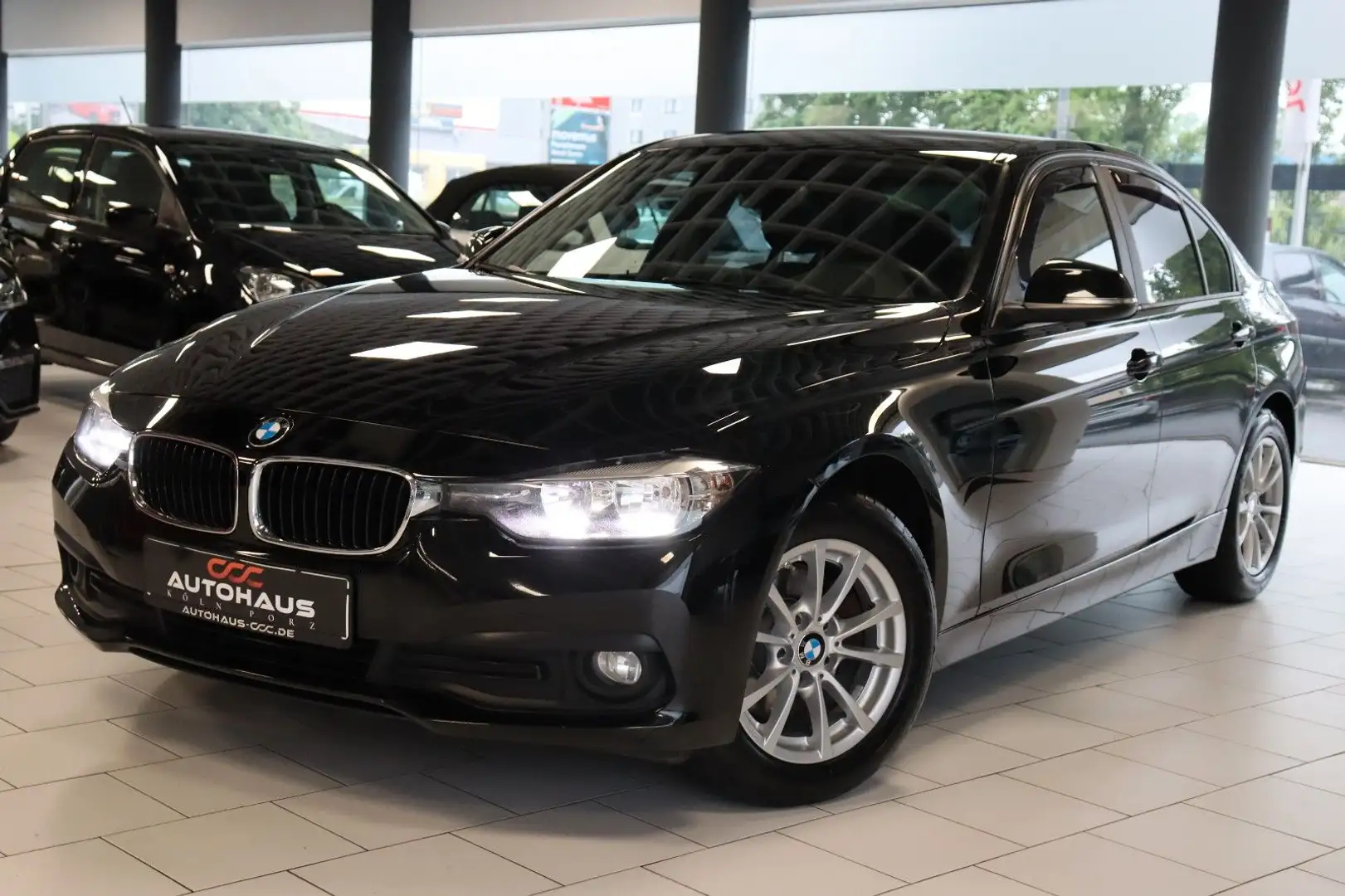 BMW 320 d Advantage|H-UP|NAVI|PDC|EURO6|LED| Noir - 1