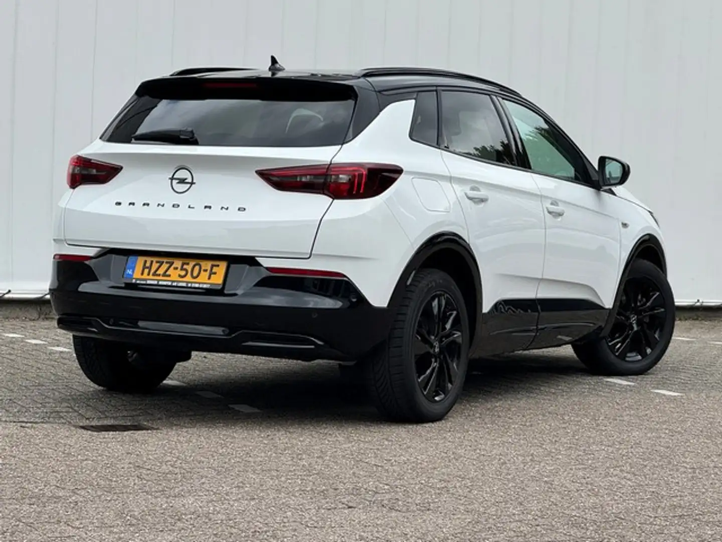 Opel Grandland 1.2 Turbo GS Line Automaat met Navi/Camera, AGR, W Blanco - 2
