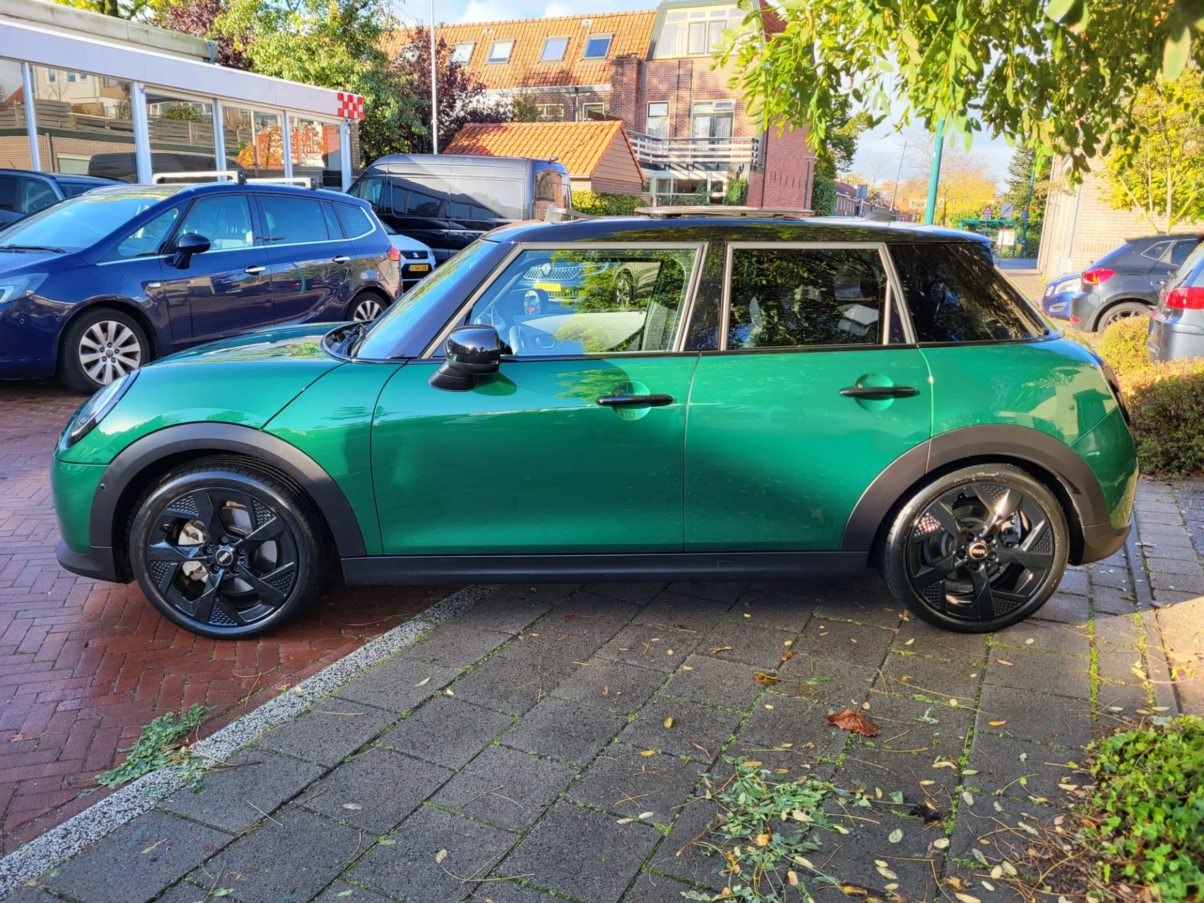 MINI Cooper C 5-Deurs 1.5 Classic S garantie mogelijk tm 2034 — photo 2