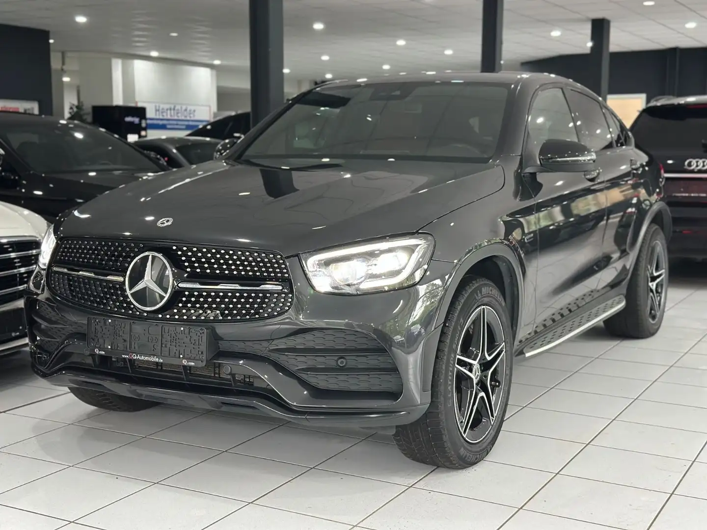 Mercedes-Benz GLC 300 de 4Matic Coupe*CARBON*MBEAM*NIGHT*KAMERA Grau - 1