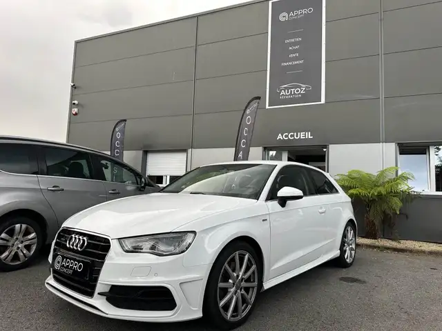Audi A3 Quattro 2.0 TDI - 184 - BV S-Tronic   S line PHASE 2