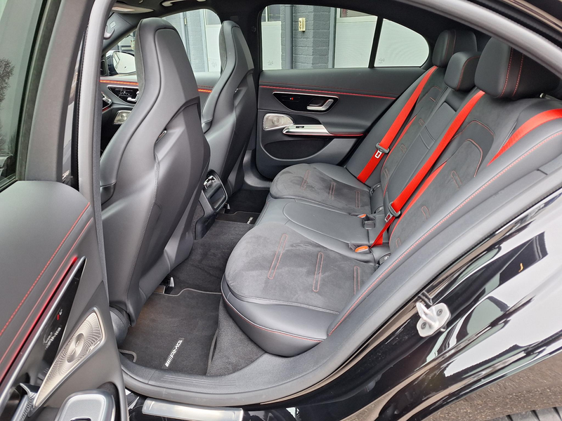 Mercedes-Benz E 53 AMG HYBRID 4MATIC+ | Panoramadak | Burmester | Night p — photo 6