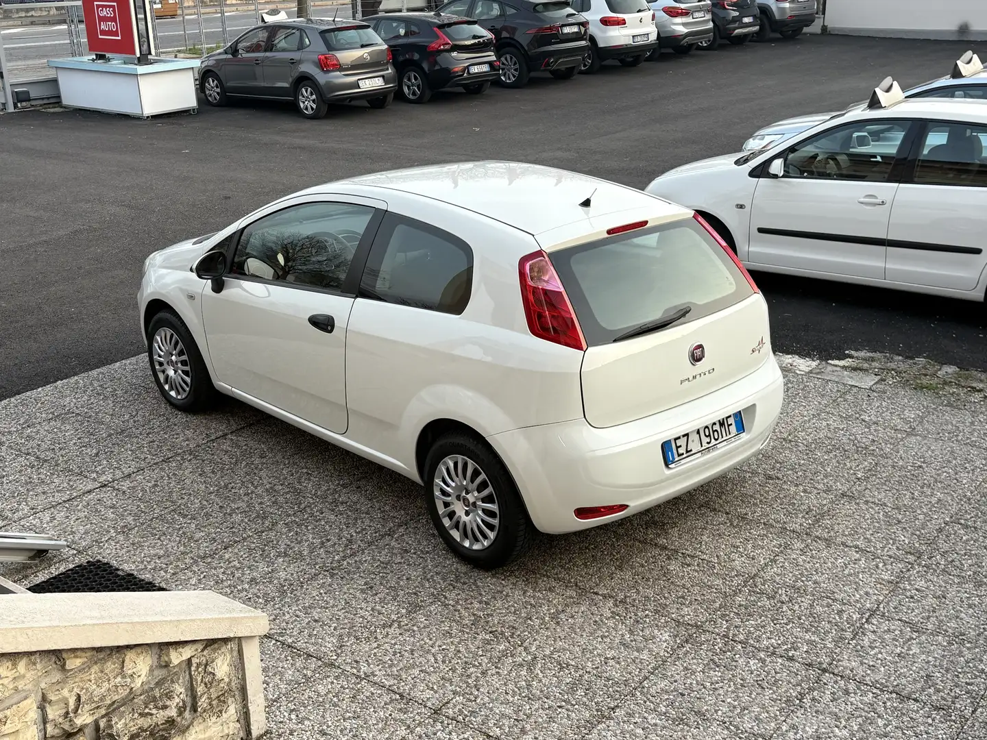 Fiat Punto 3p 1.2 Street E6 Blanco - 2